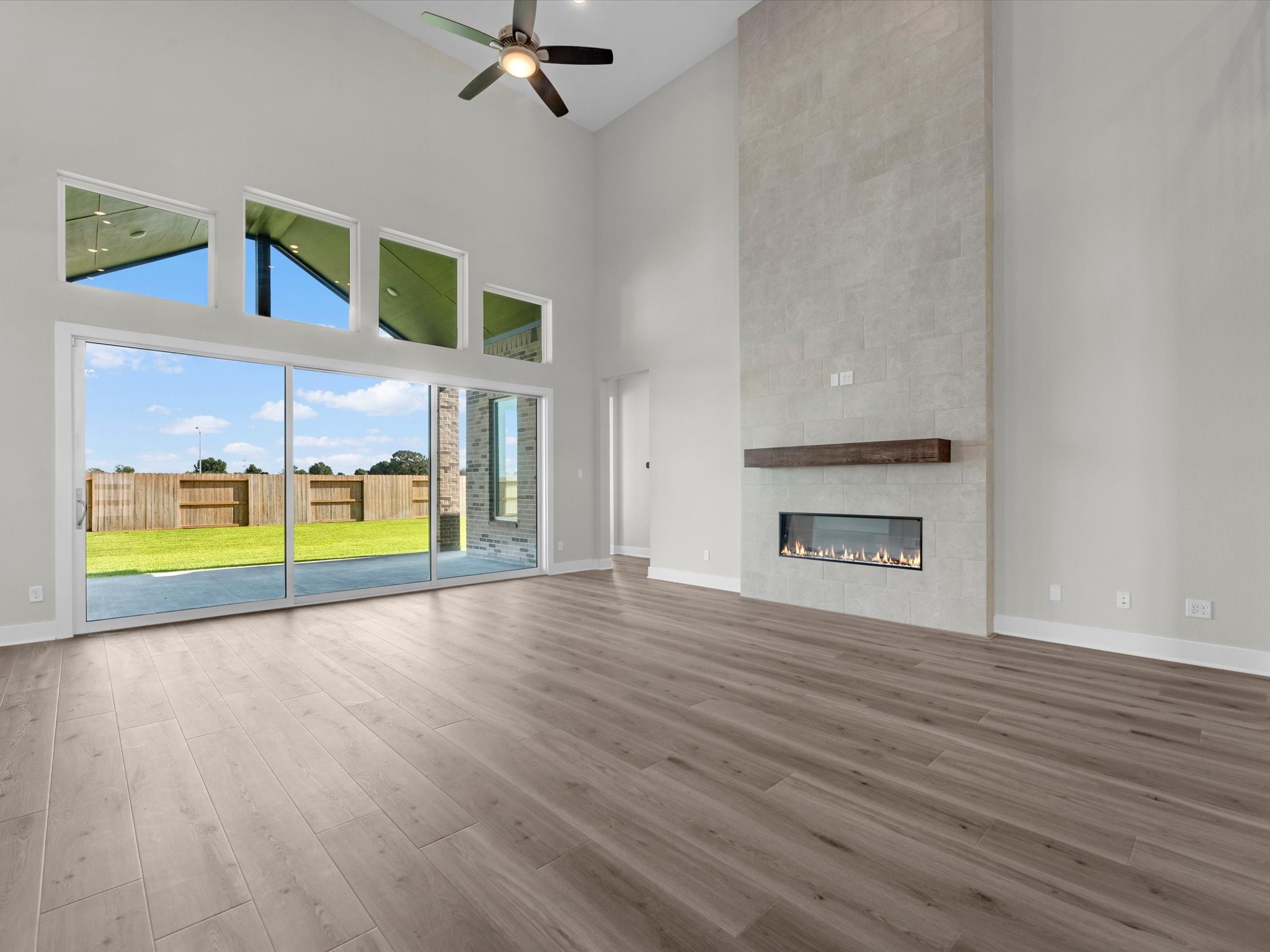 11931 Golden Cove Property Photo 8