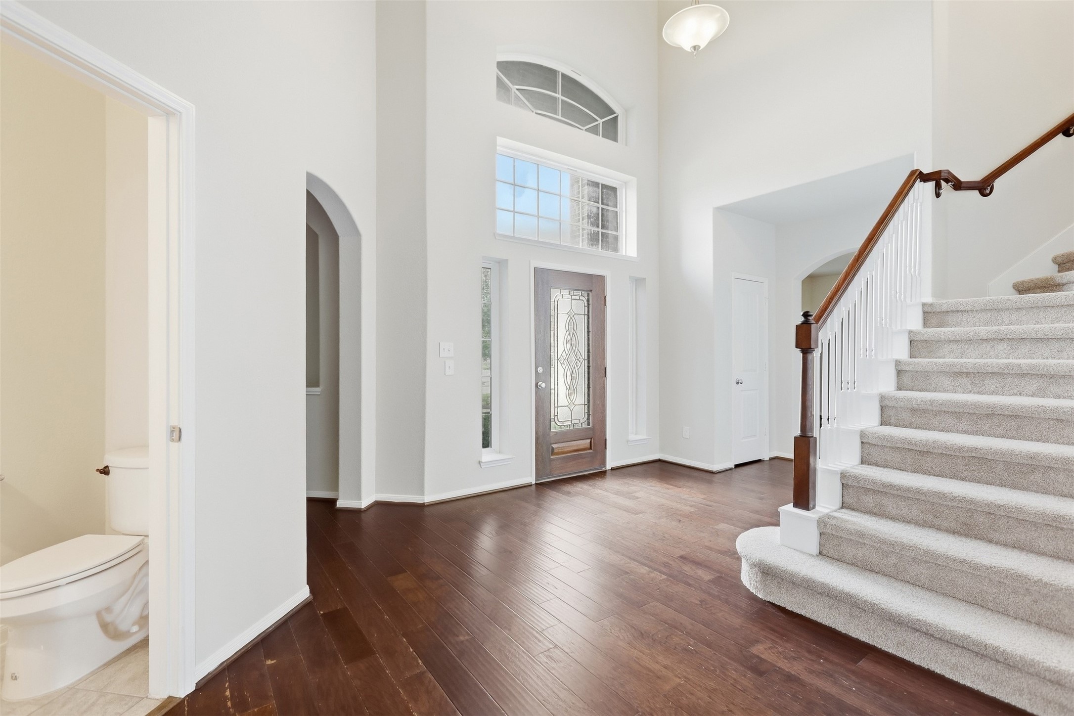 4002 Broadmoor Drive Property Photo 8