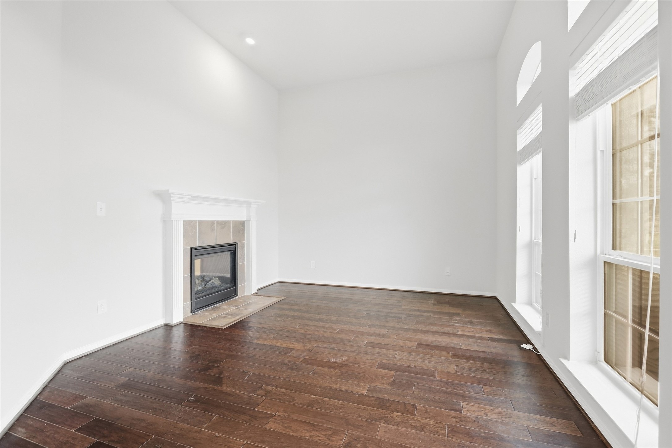 4002 Broadmoor Drive Property Photo 10