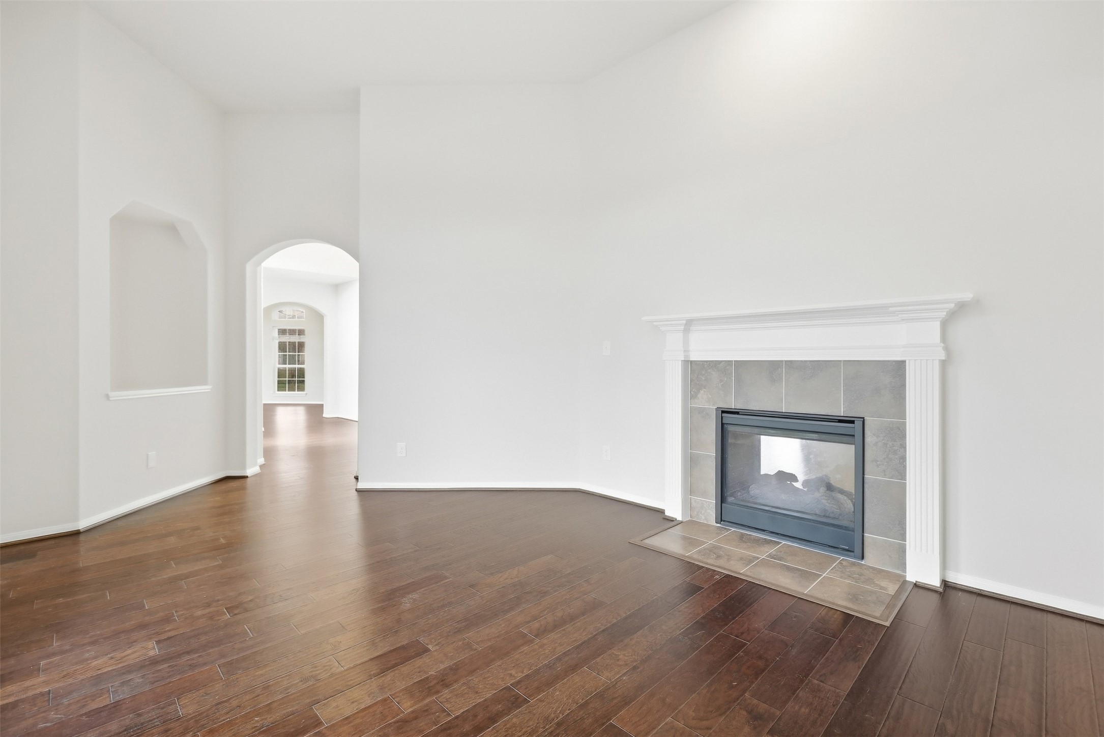 4002 Broadmoor Drive Property Photo 11