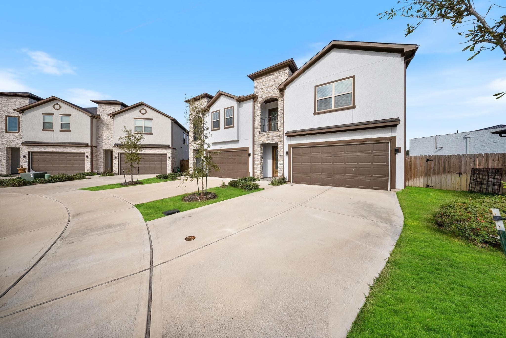 2015 Olivos Street Property Photo 3