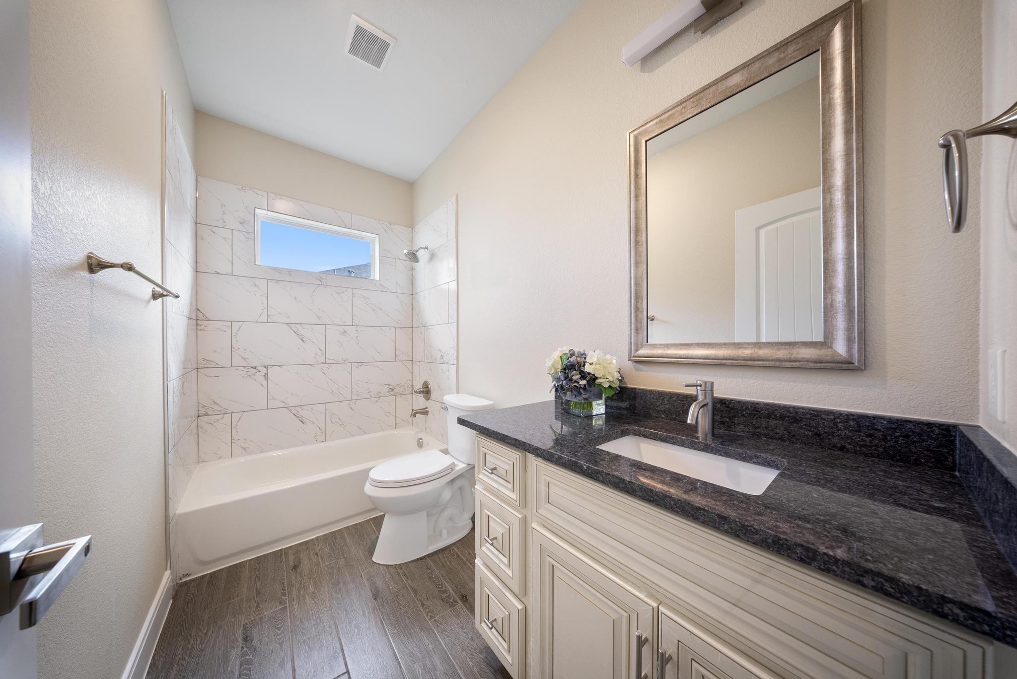2015 Olivos Street Property Photo 21