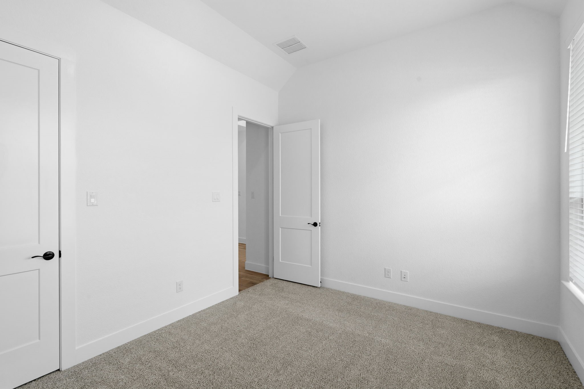 609 Gunner Drive Property Photo 24