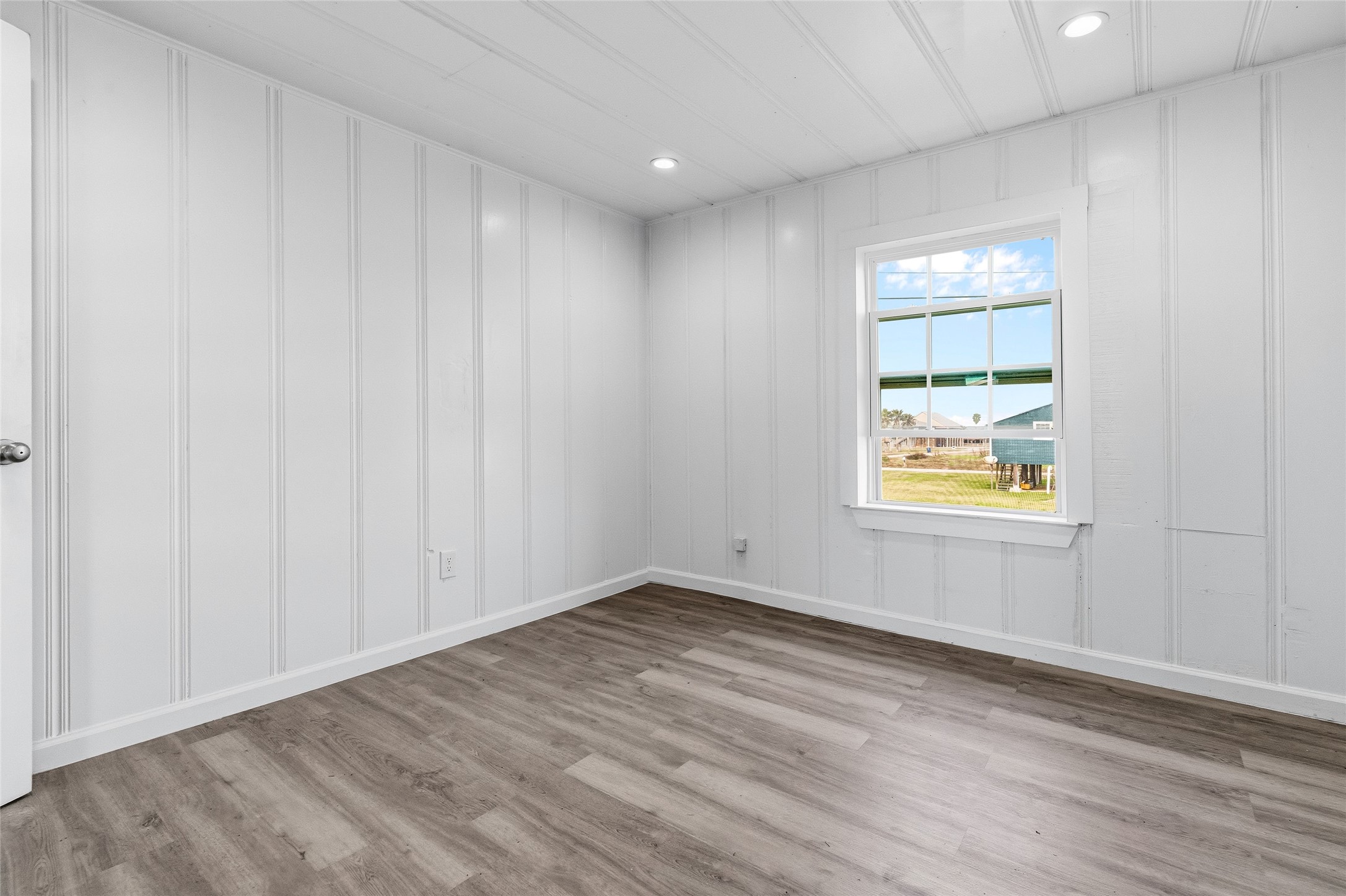 416 Seabean Street Property Photo 19