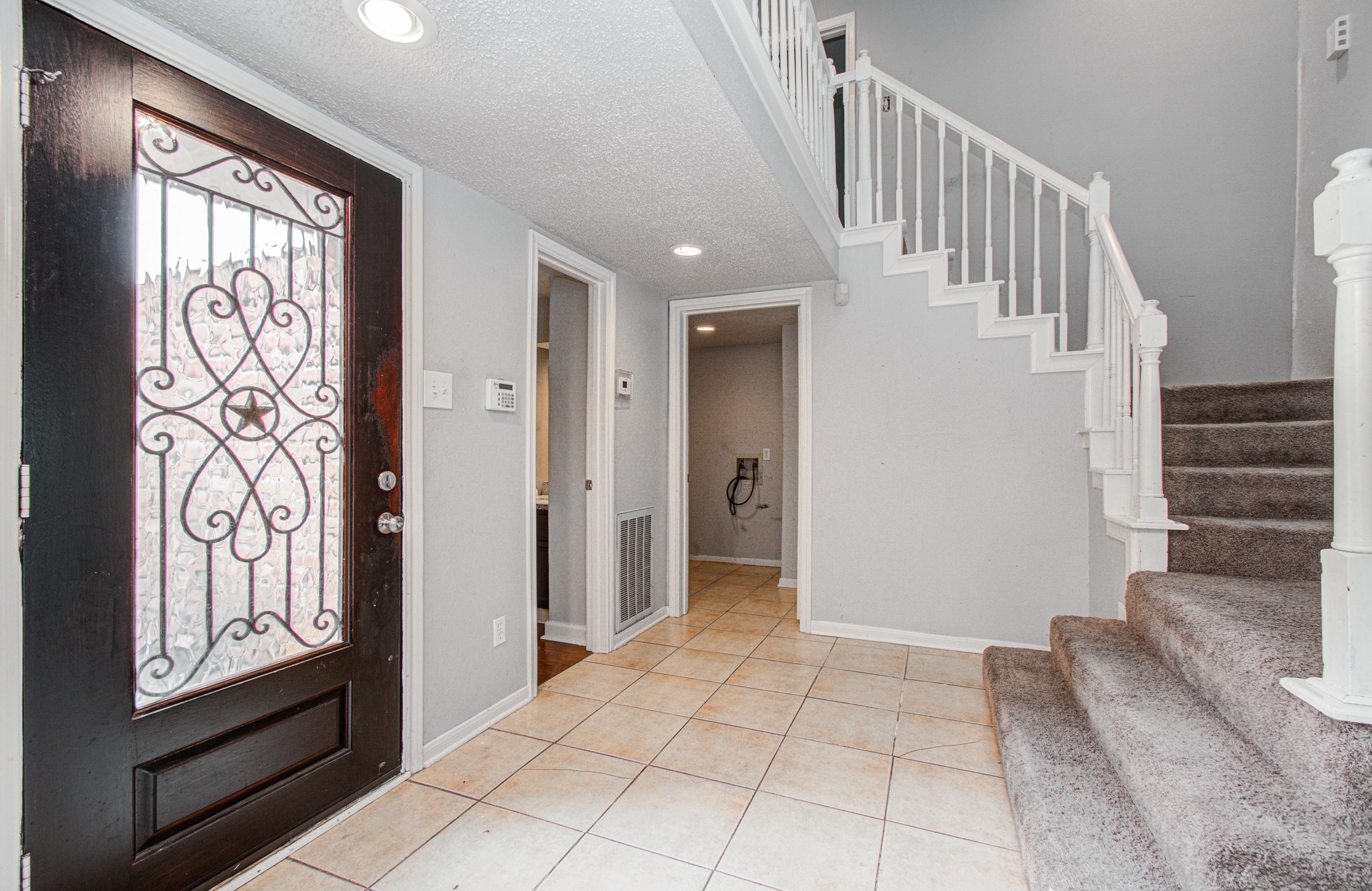 13030 Hollow Brook Drive Property Photo 4