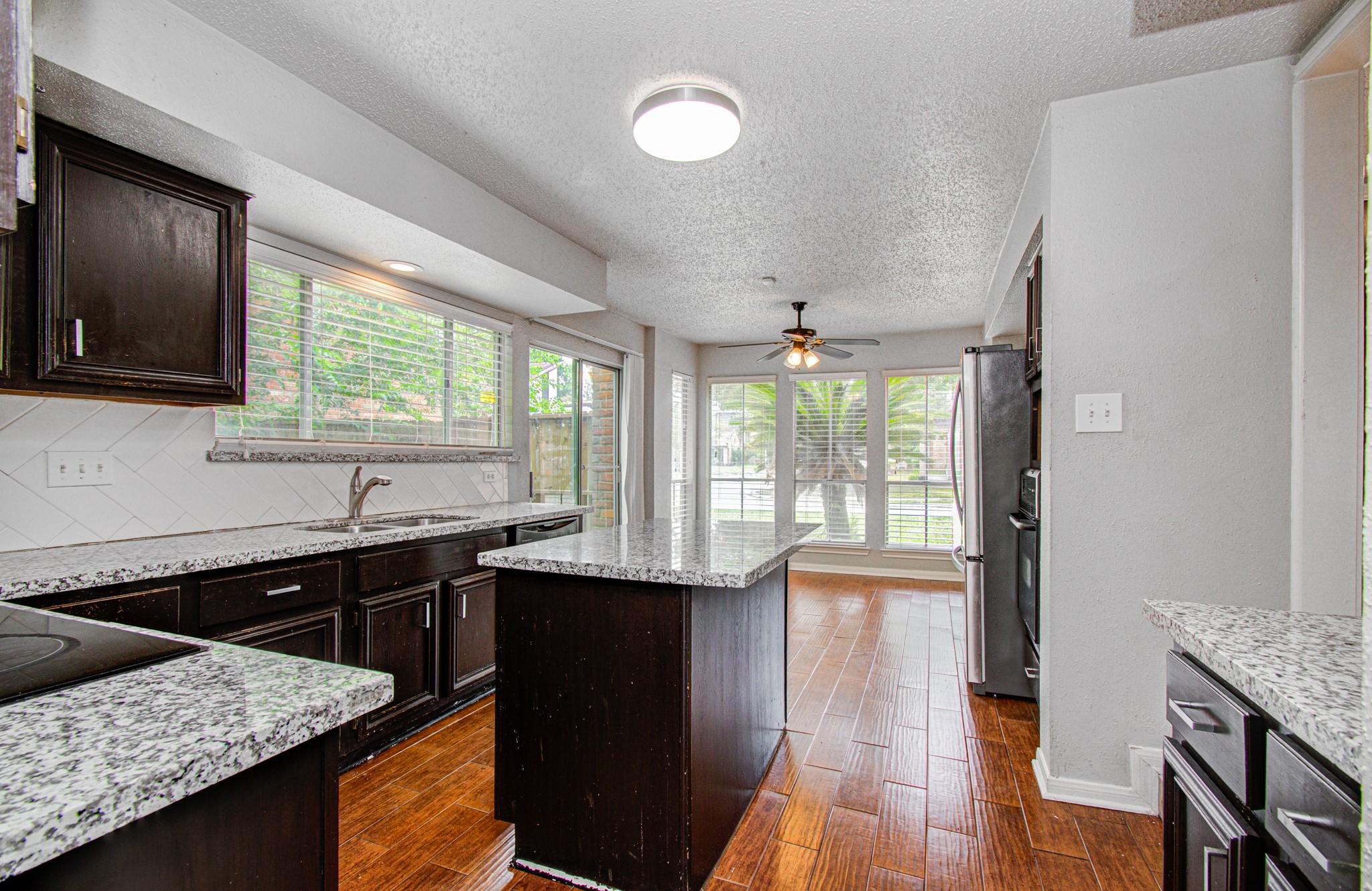 13030 Hollow Brook Drive Property Photo 14