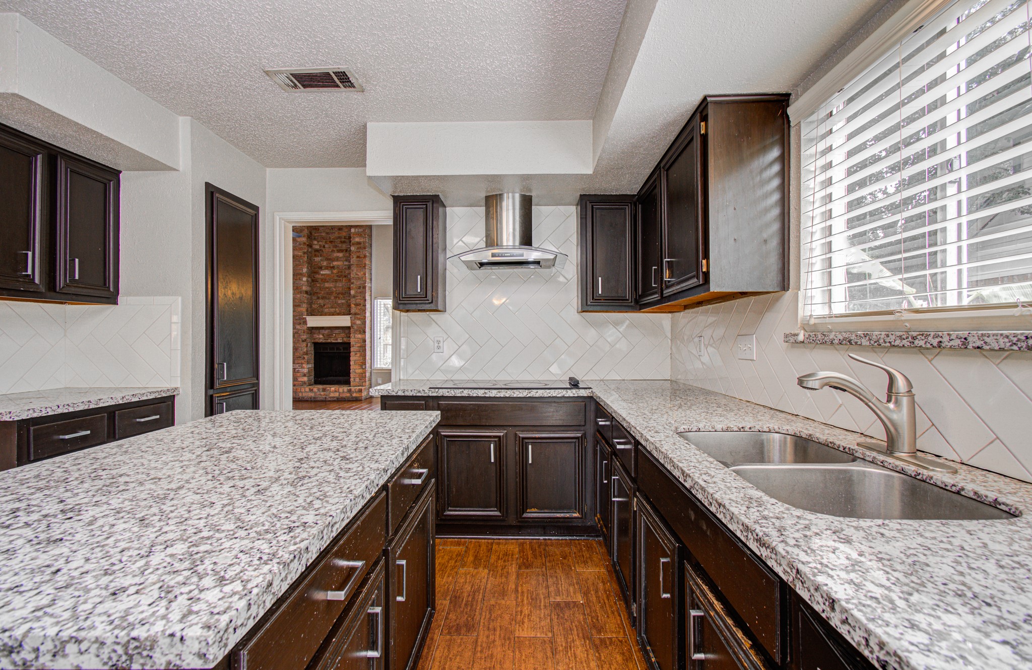 13030 Hollow Brook Drive Property Photo 16
