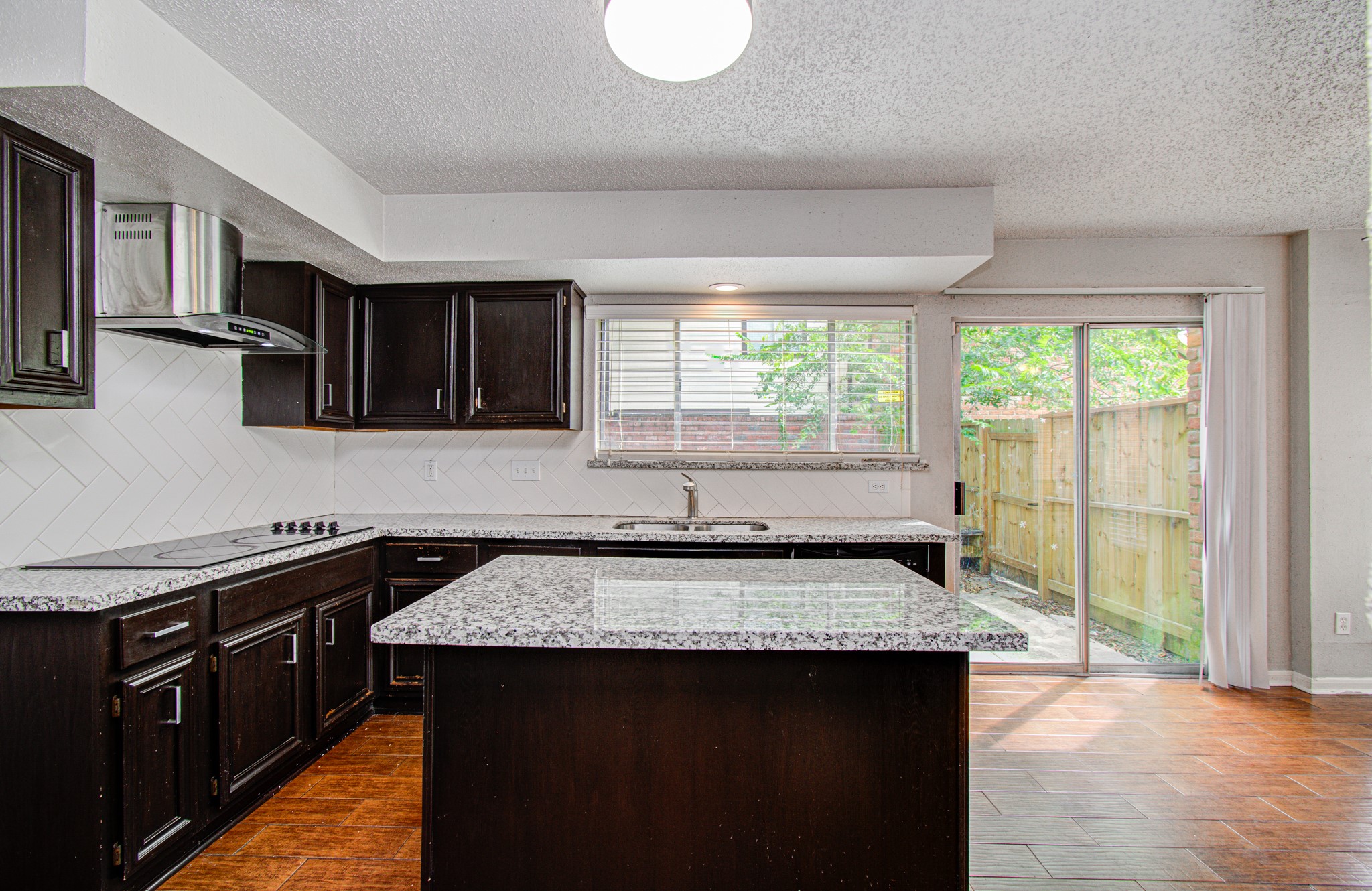 13030 Hollow Brook Drive Property Photo 19