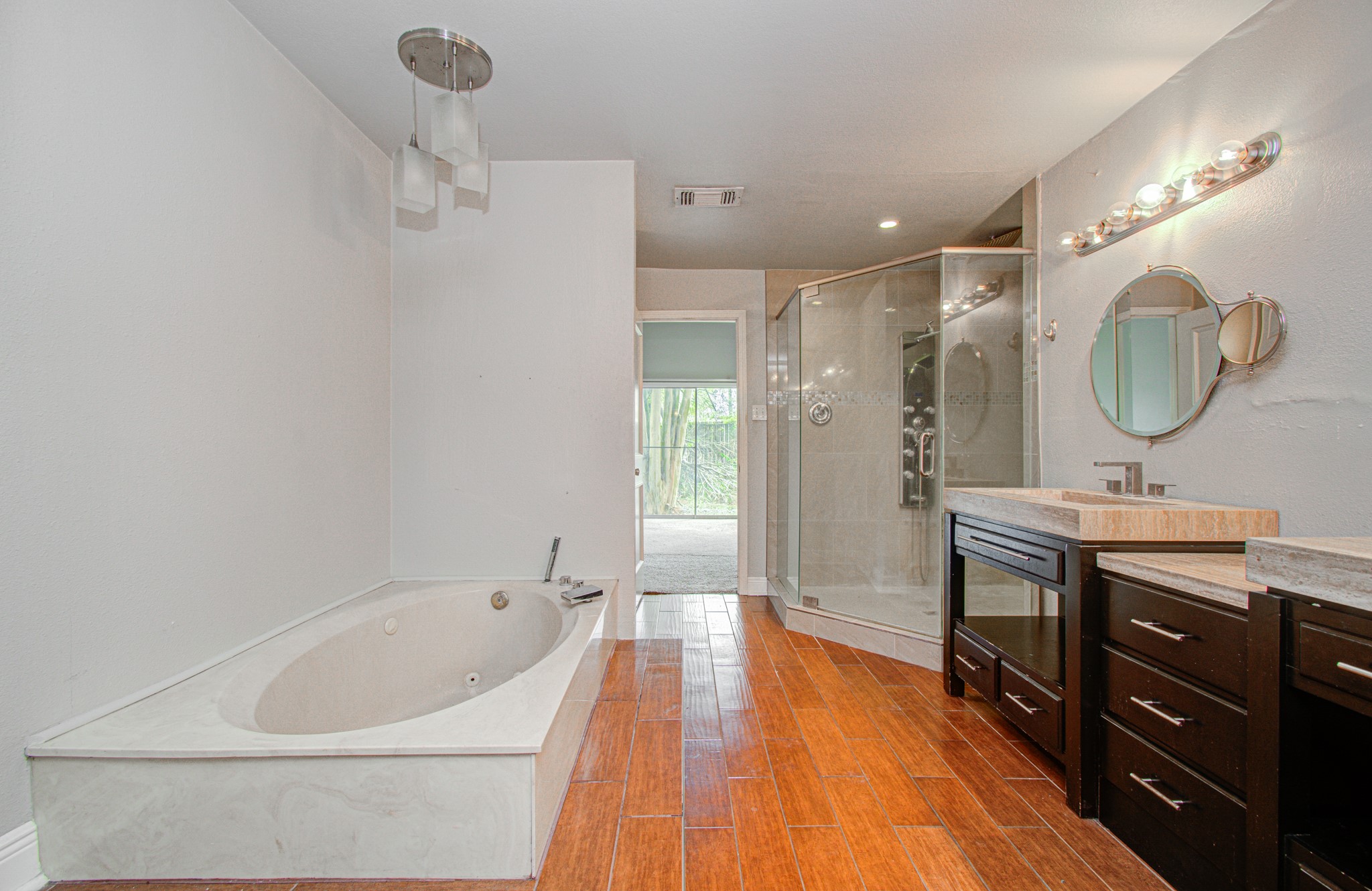 13030 Hollow Brook Drive Property Photo 24