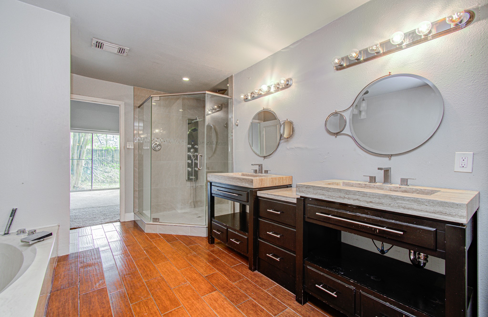 13030 Hollow Brook Drive Property Photo 25