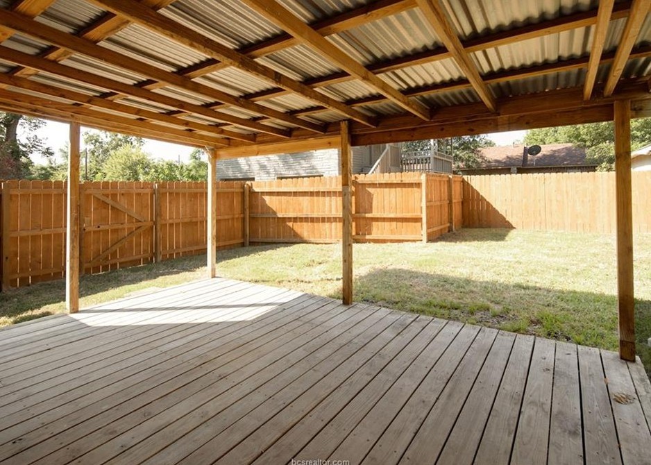1209 Antone Street Property Photo 13