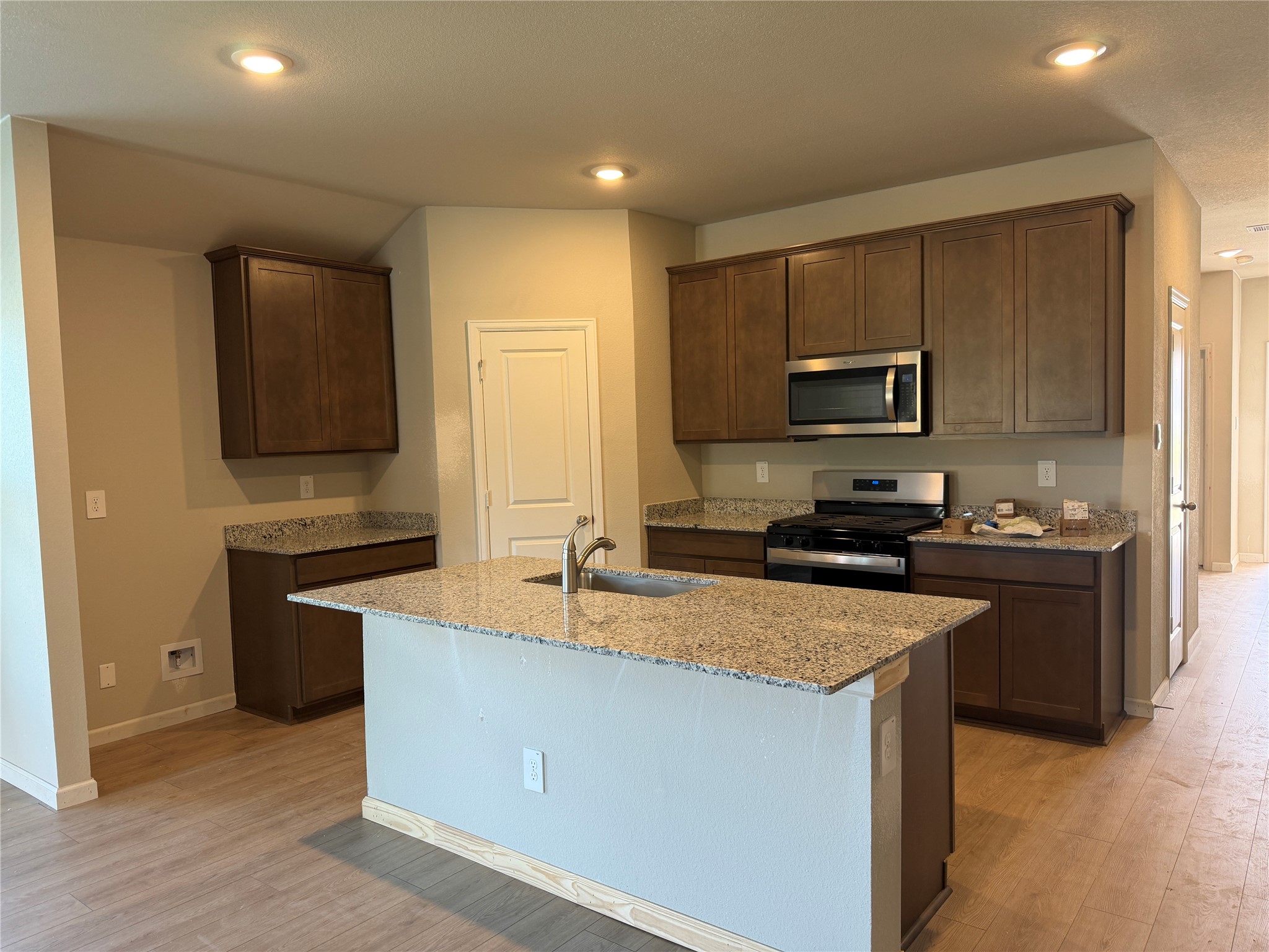 916 Legrand Street Property Photo 2