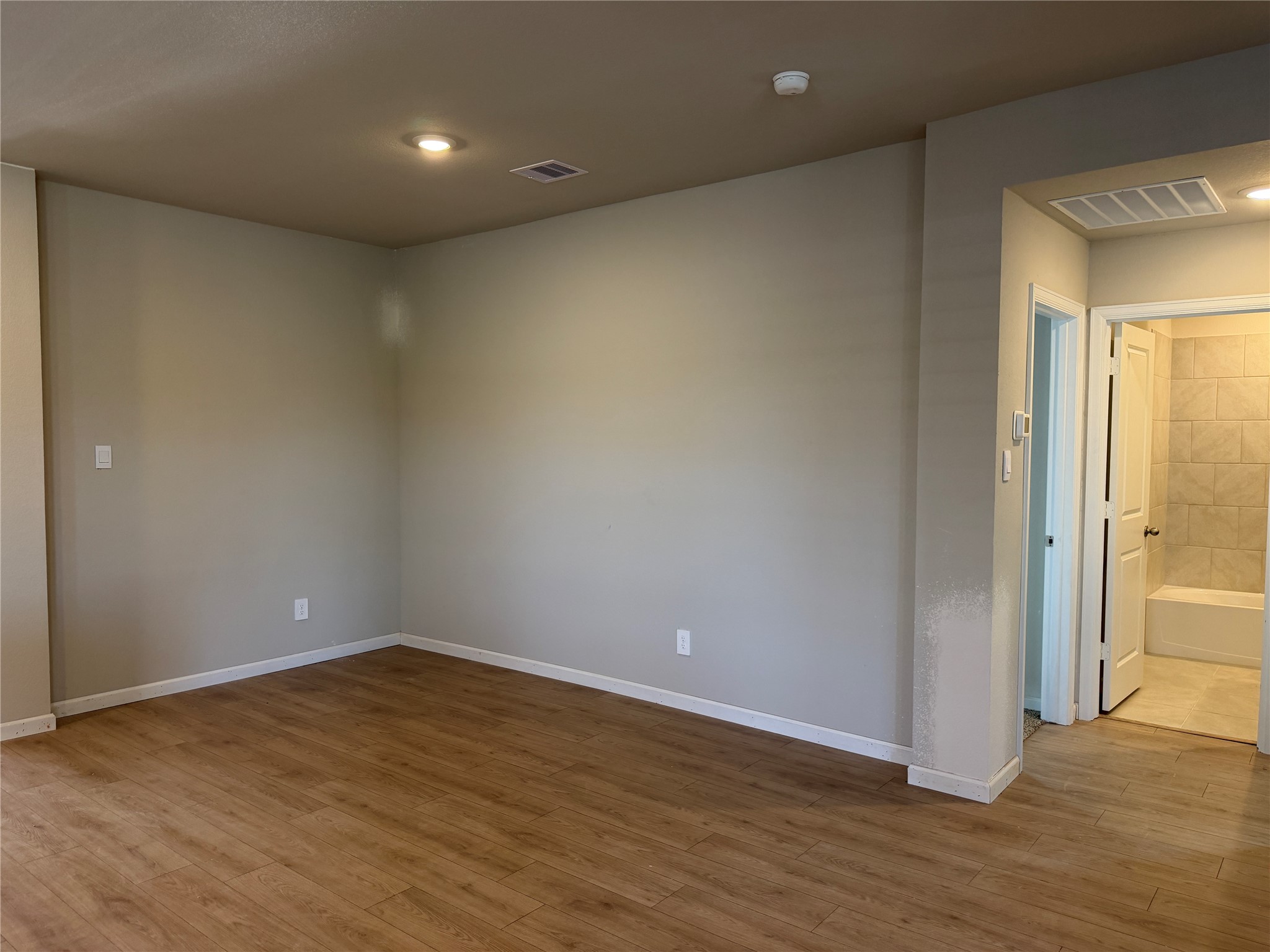 916 Legrand Street Property Photo 3