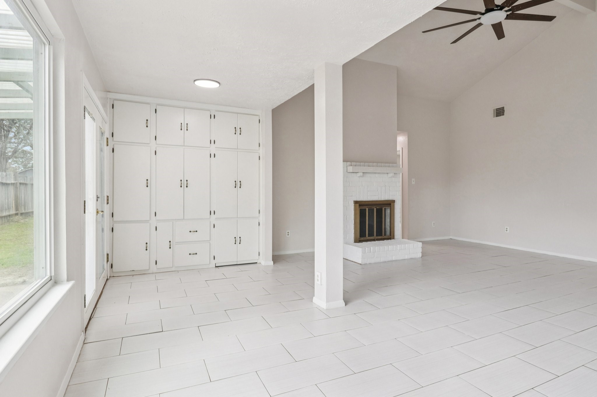 14067 Towneway Drive Property Photo 12