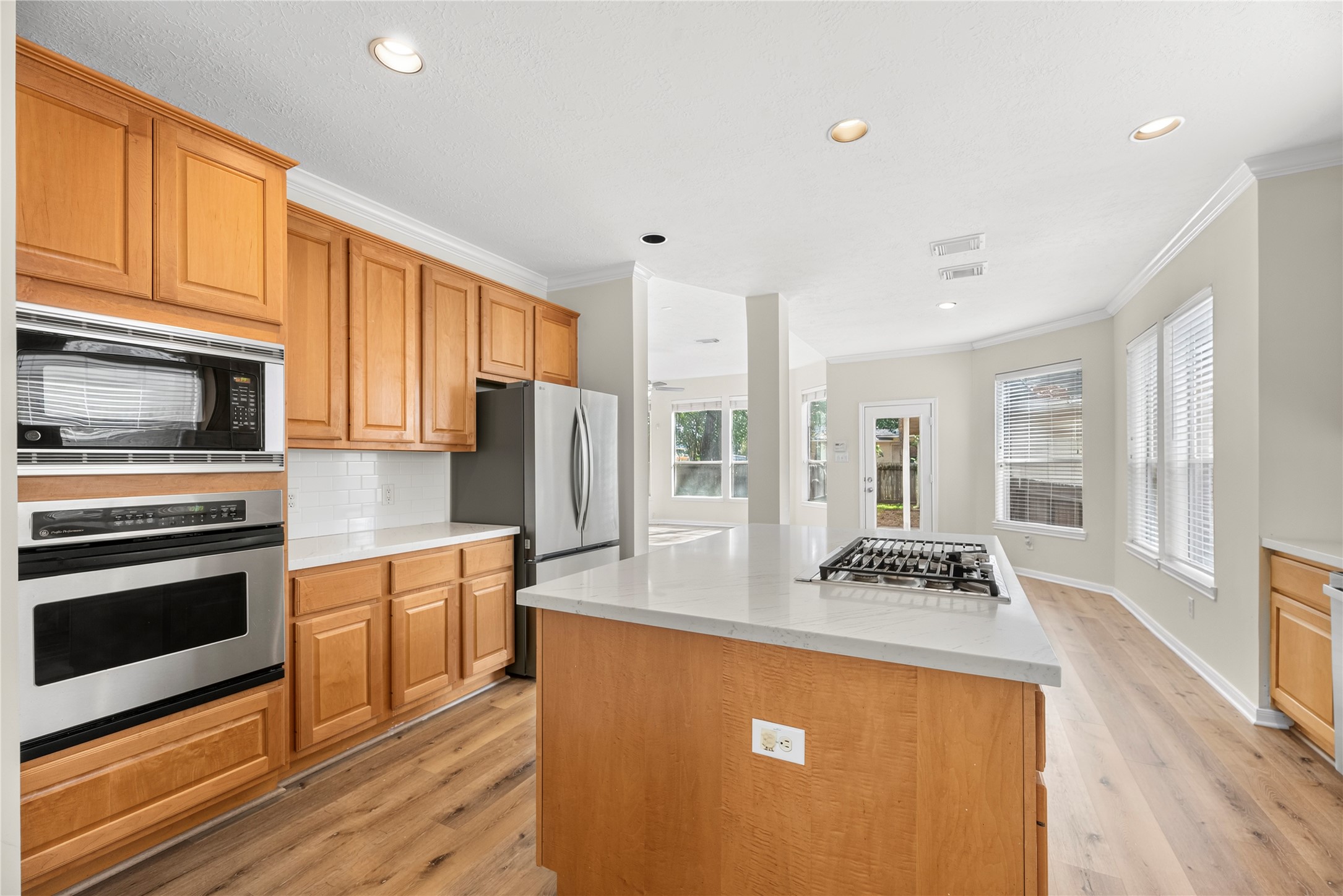25830 Clear Springs Way Property Photo 8
