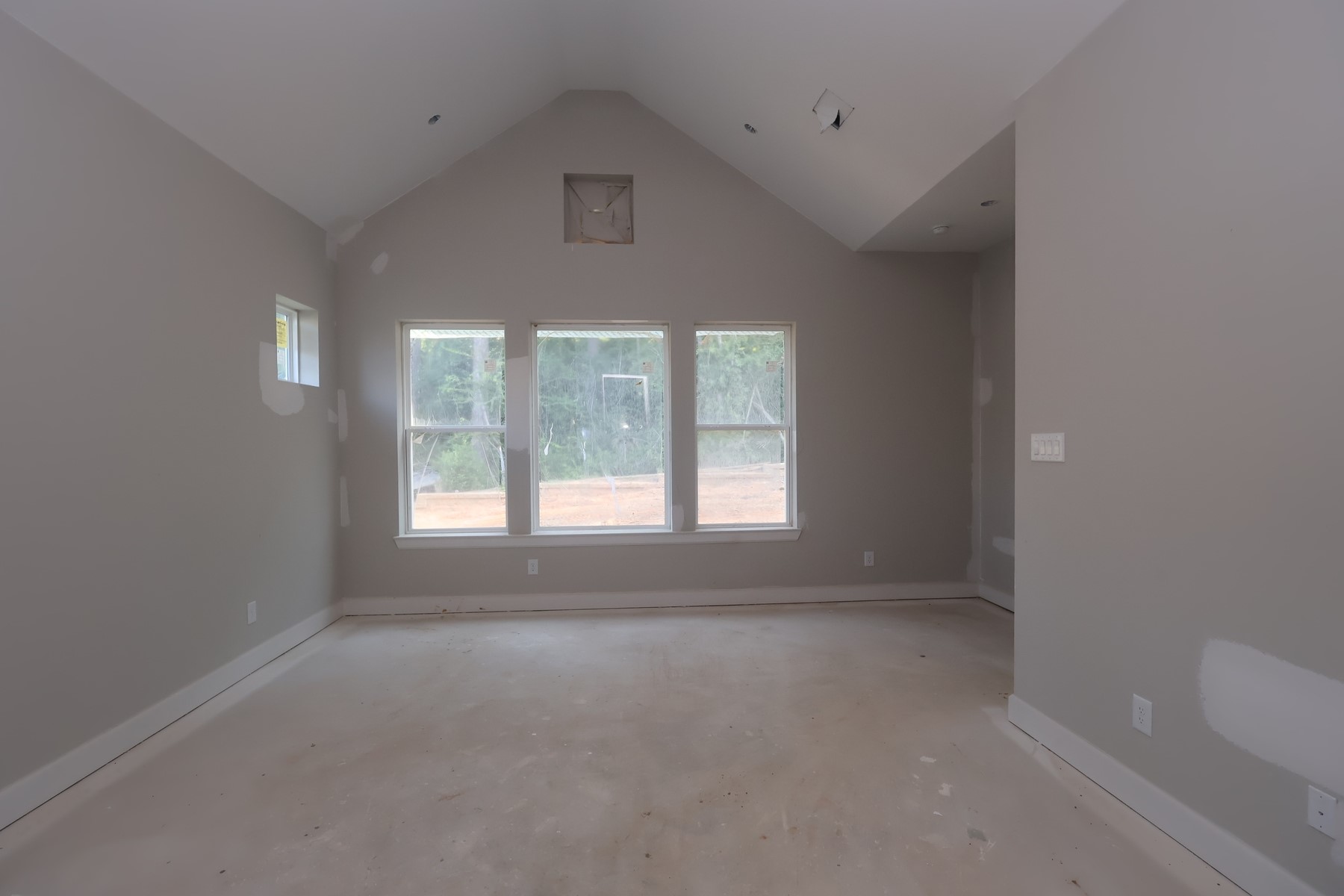 142 Hickory Forest Court Property Photo 11