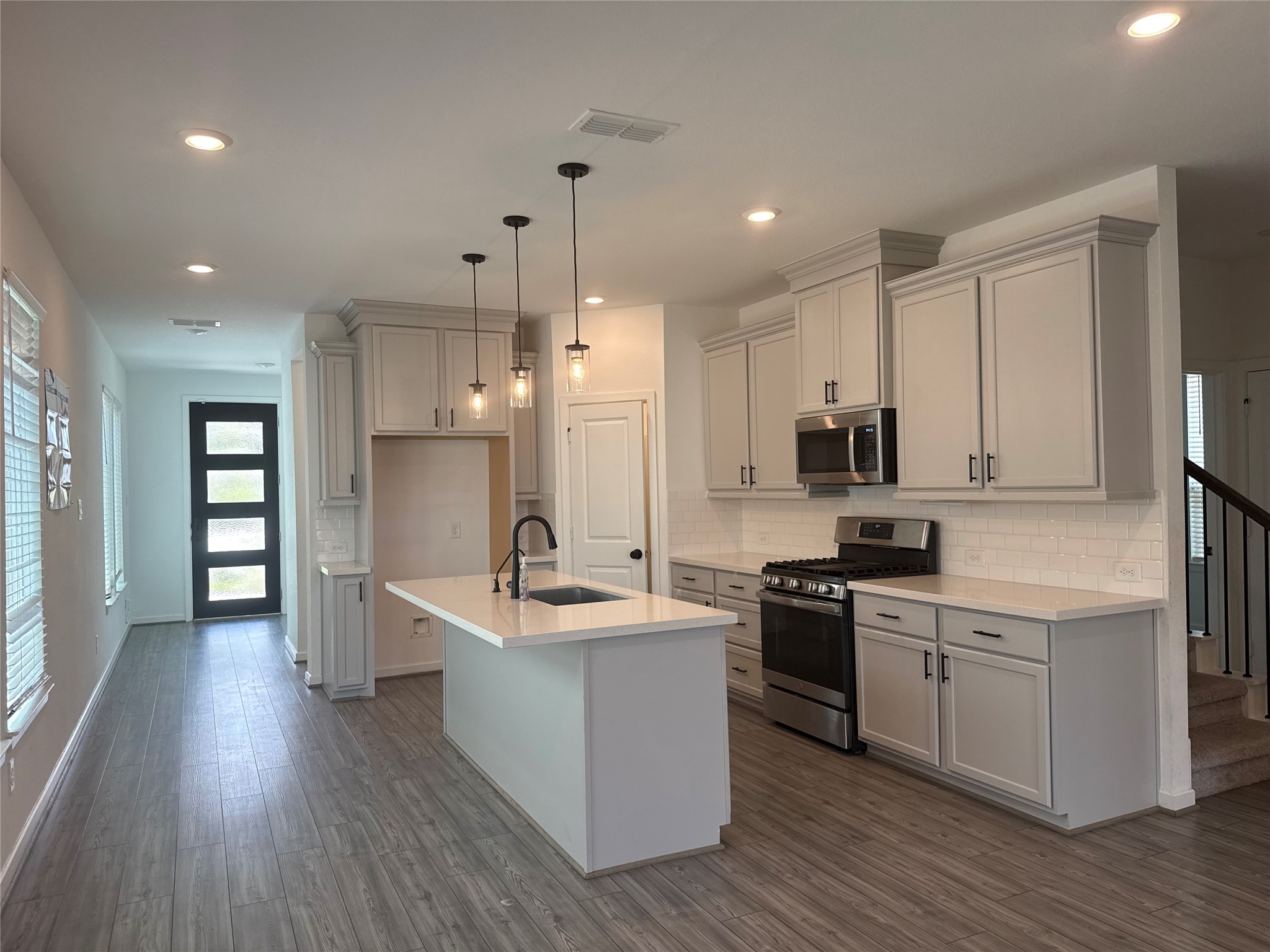 21626 Lampeter River Lane Property Photo 10