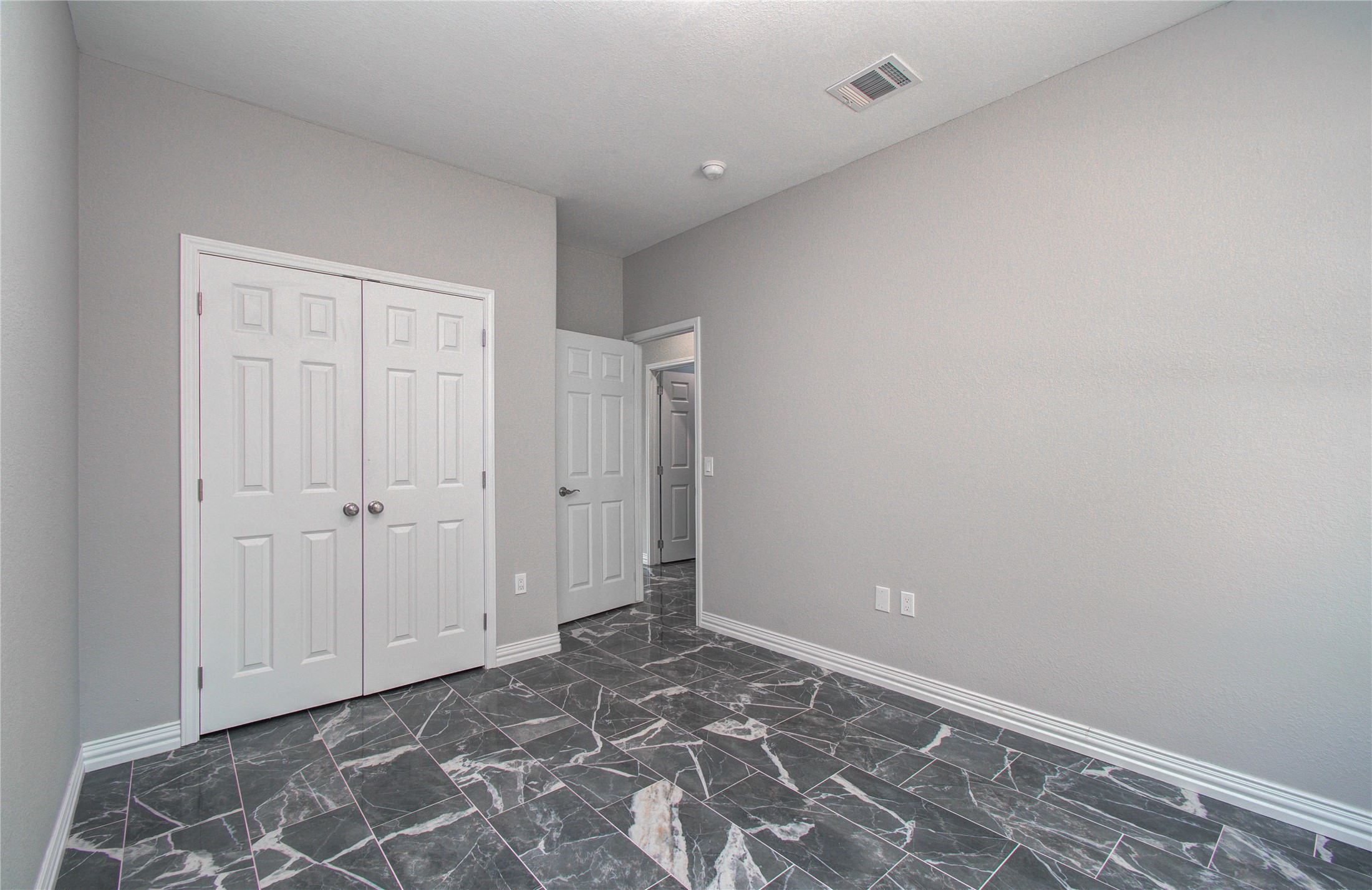 898 Road 3556 Property Photo 16