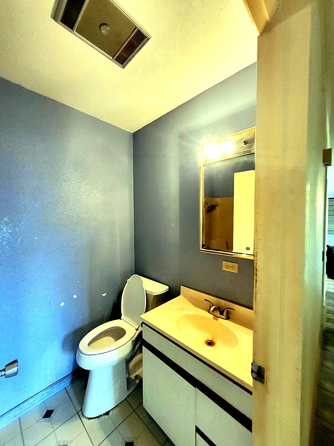 5855 Sandy Valley Street Property Photo 14