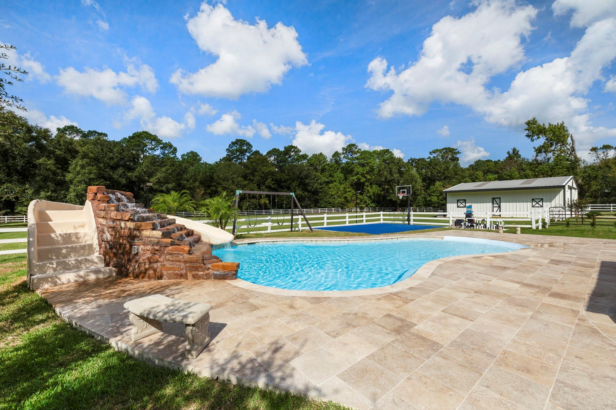 31219 Edgewater Drive Property Photo 34