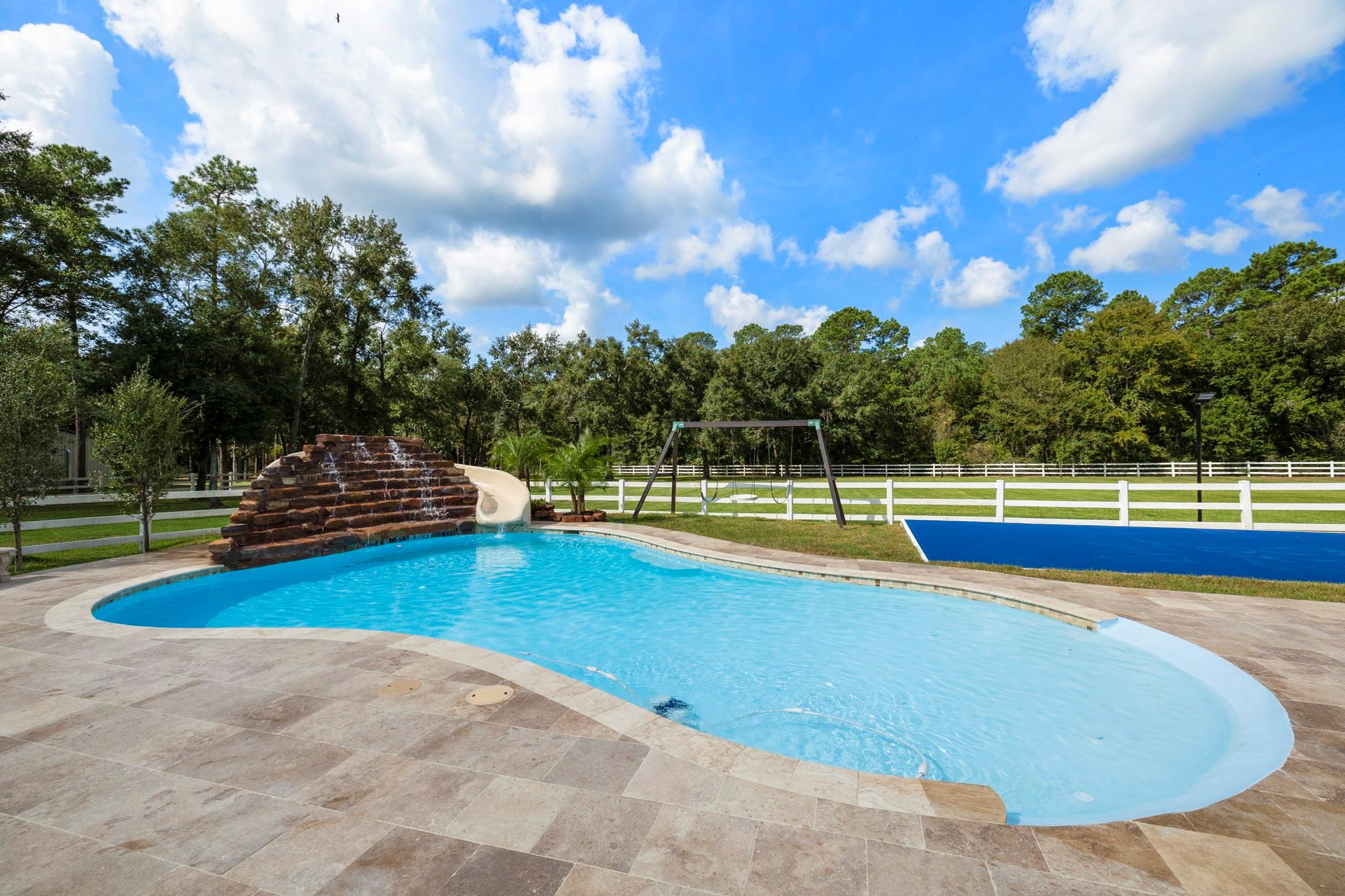31219 Edgewater Drive Property Photo 35