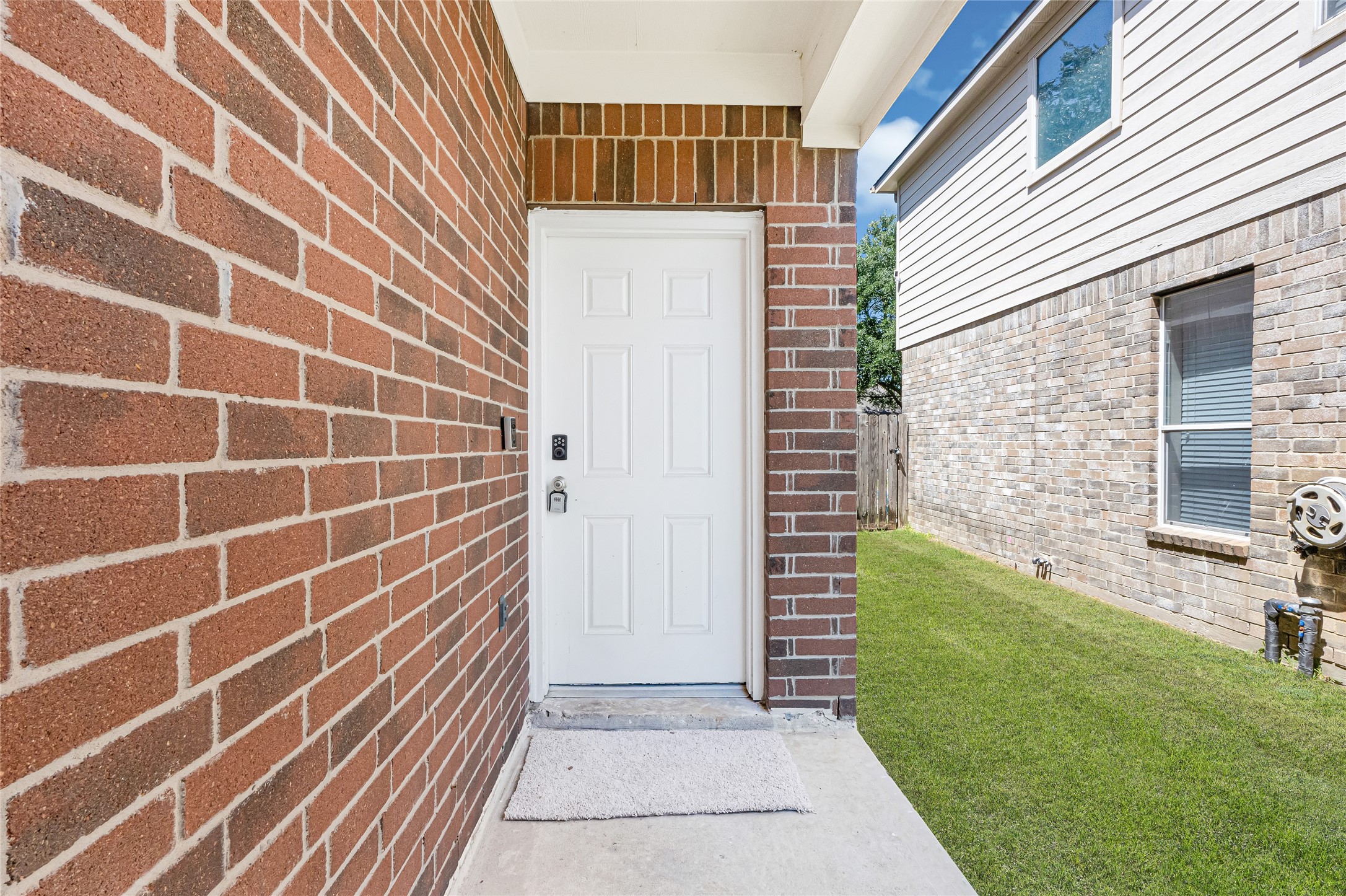 22523 Spring Crossing Drive Property Photo 10