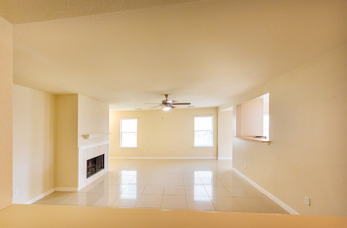 29235 Legends Hill Drive Property Photo 7
