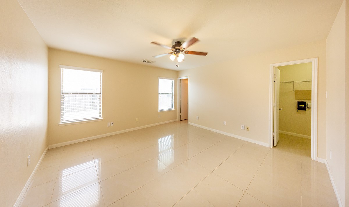 29235 Legends Hill Drive Property Photo 10
