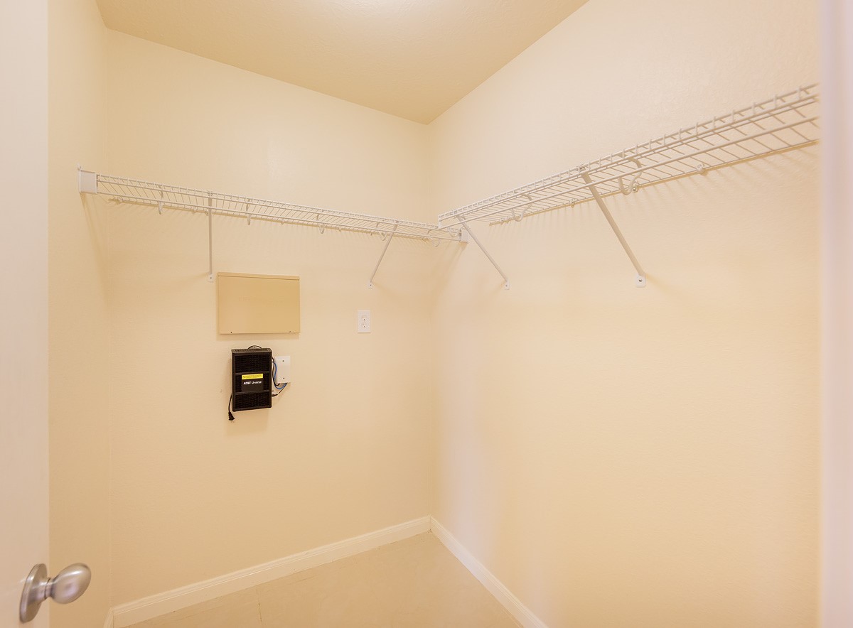29235 Legends Hill Drive Property Photo 12