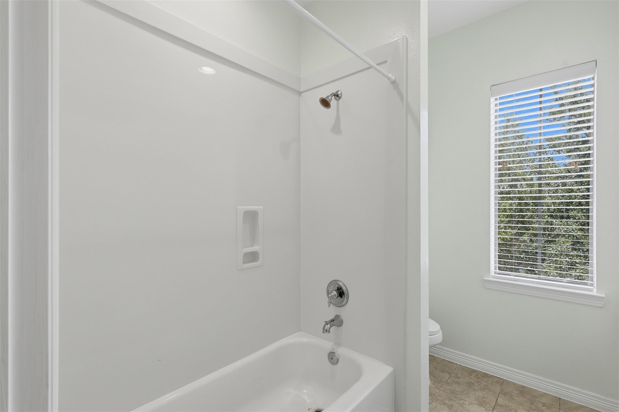 1906 Lake Grayson Drive, Katy Tx 77494 Property Photo 36