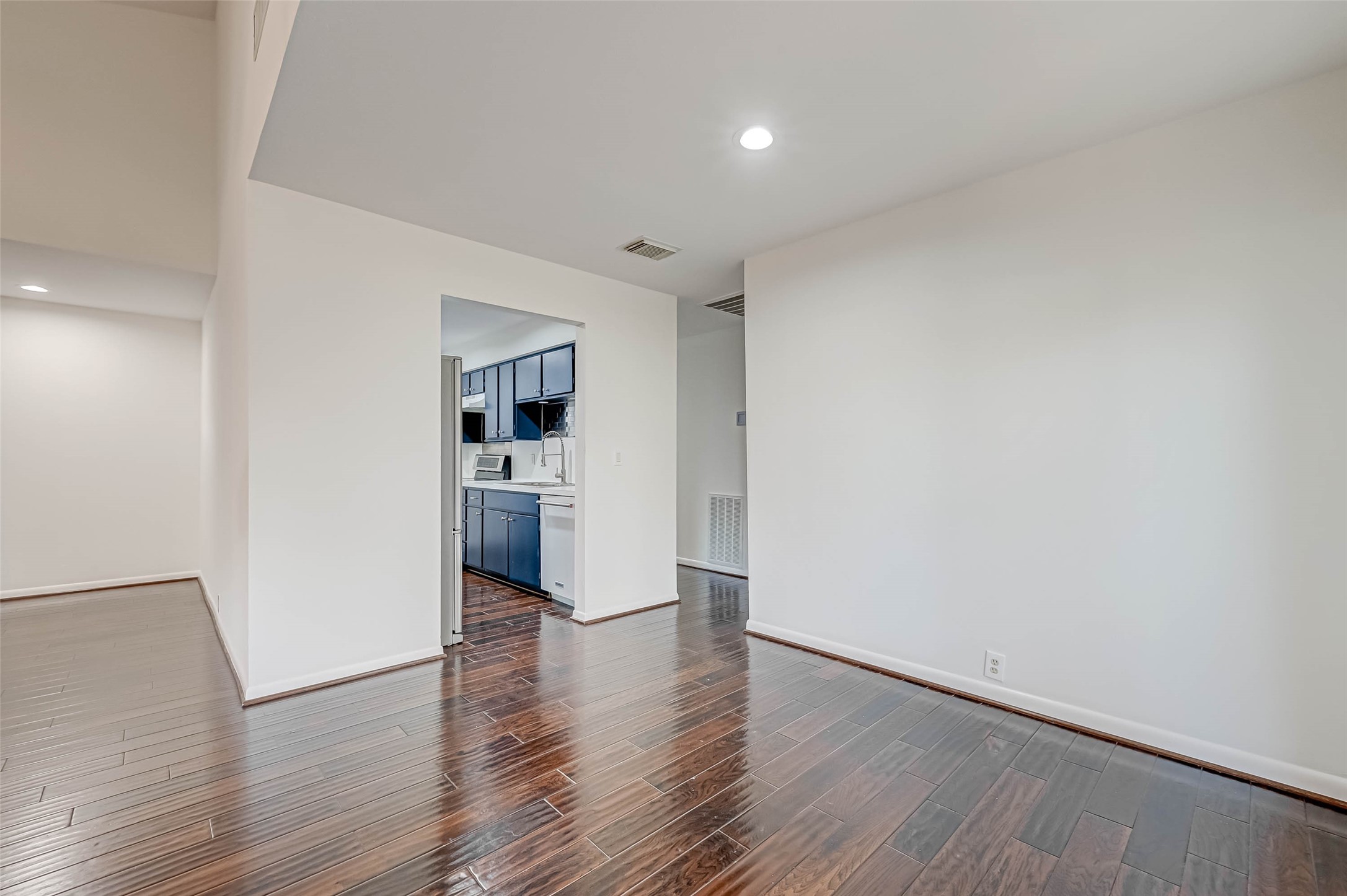 1502 Prairie Grove Drive Property Photo 6