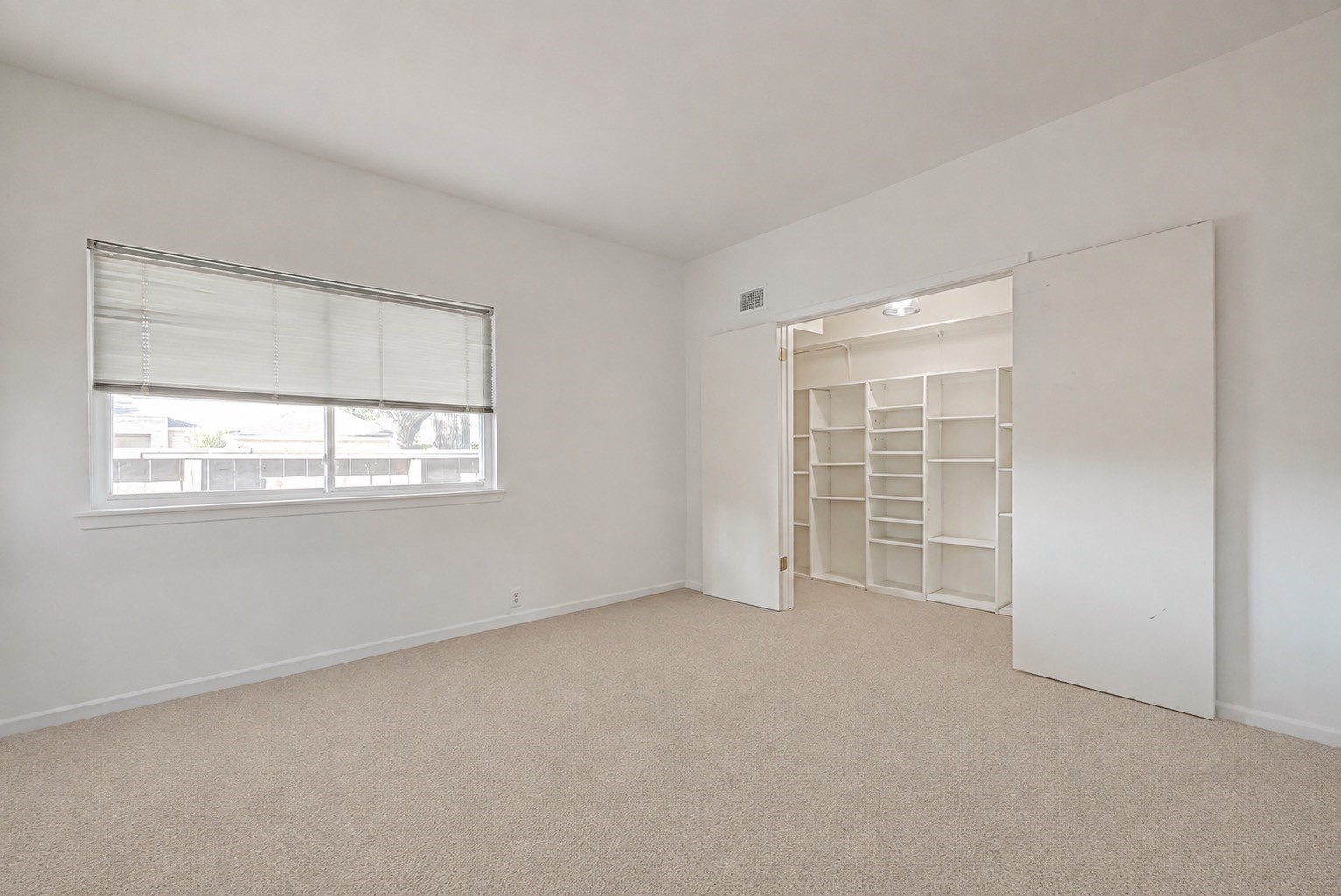 1502 Prairie Grove Drive Property Photo 19