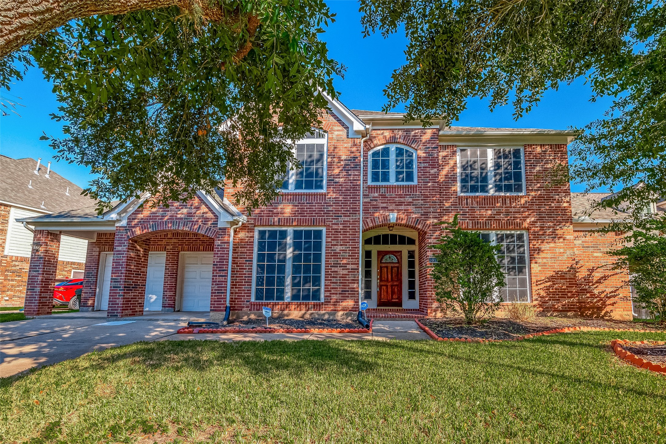5911 Indian Hills Lane Property Photo 2