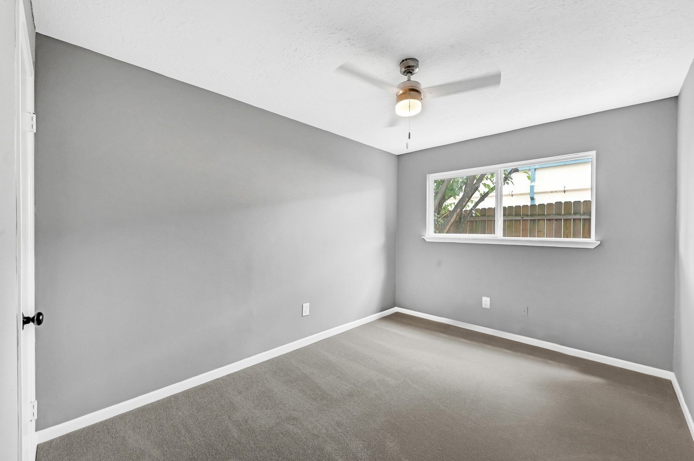 10207 Foxrow Lane Property Photo 16