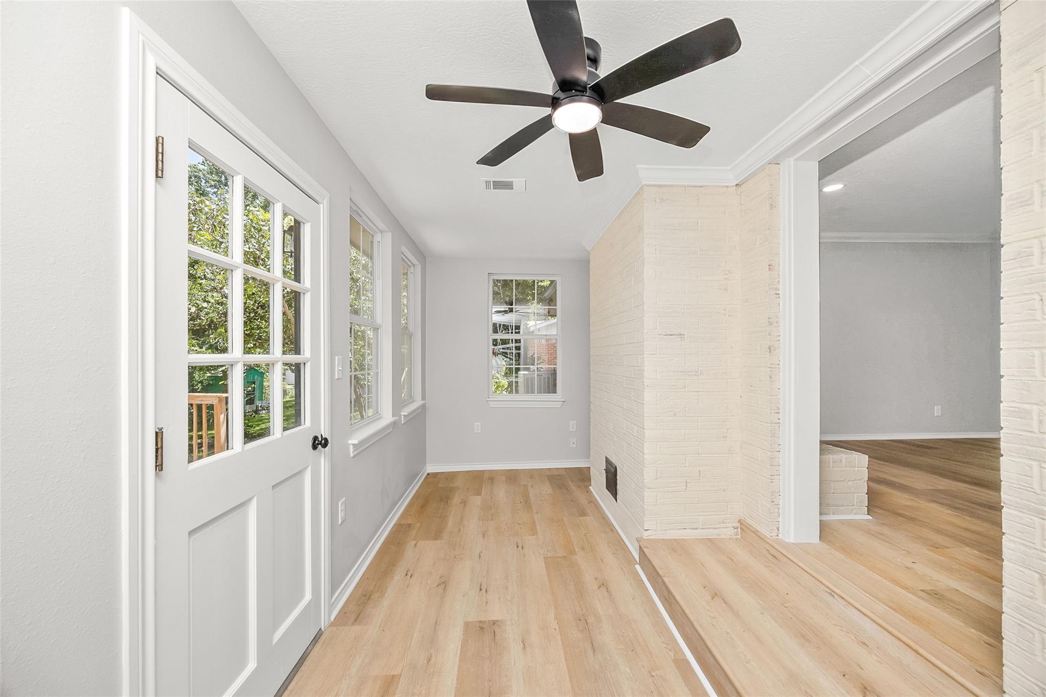1803 S Park Street Property Photo 3