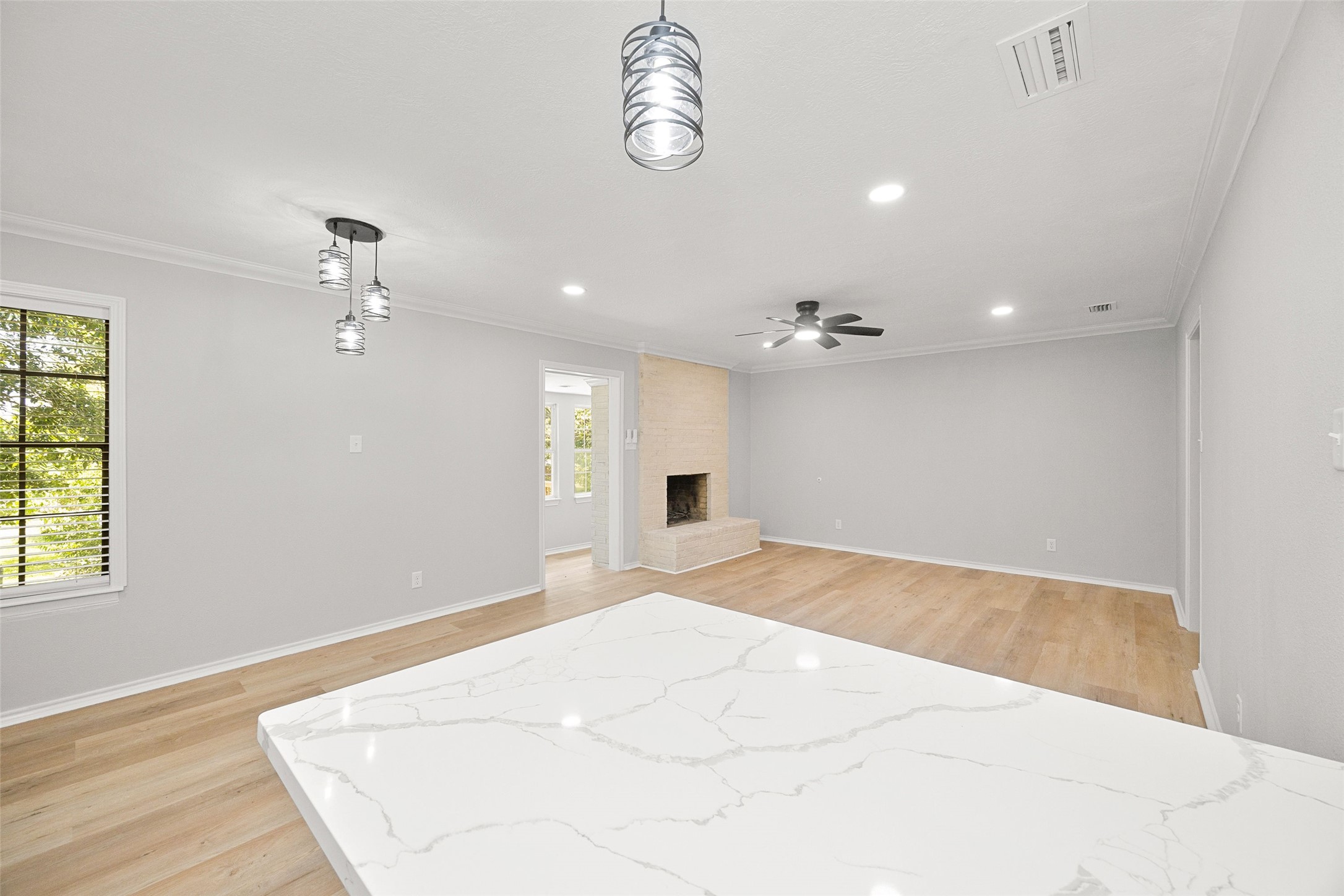 1803 S Park Street Property Photo 12