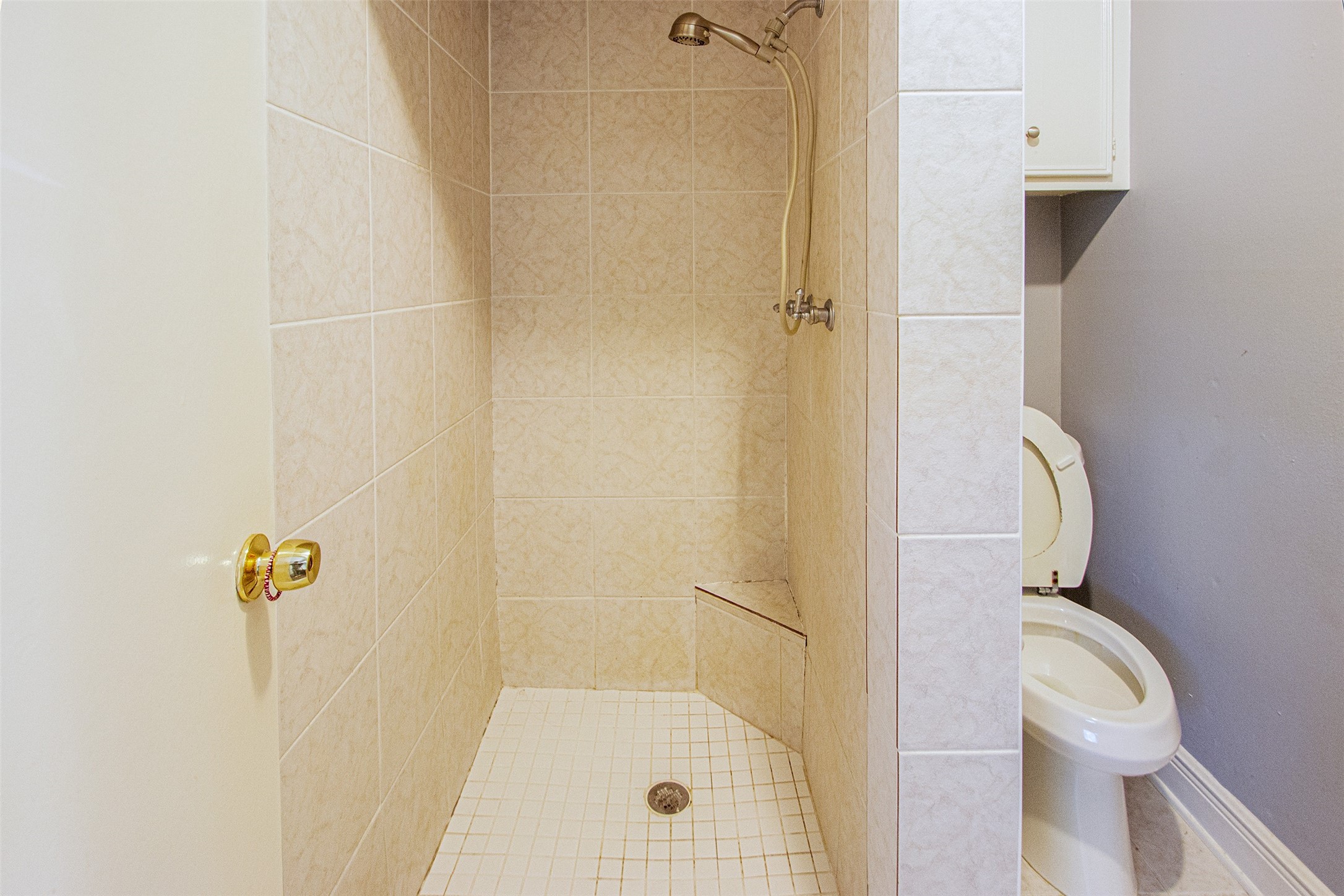 9710 Springmont Property Photo 11
