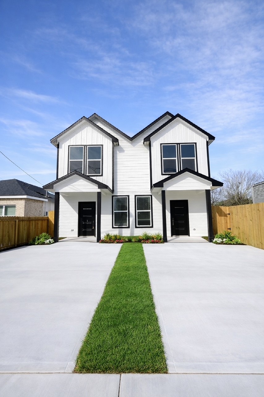 8105 Howton A/b Property Photo 1