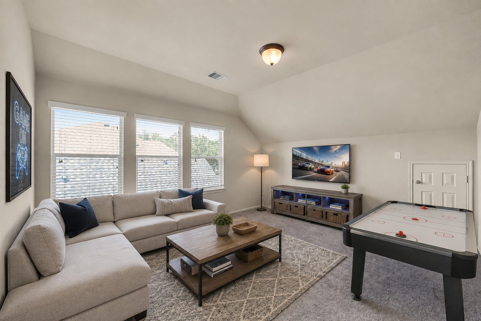 7927 Ascot Garden Property Photo 19