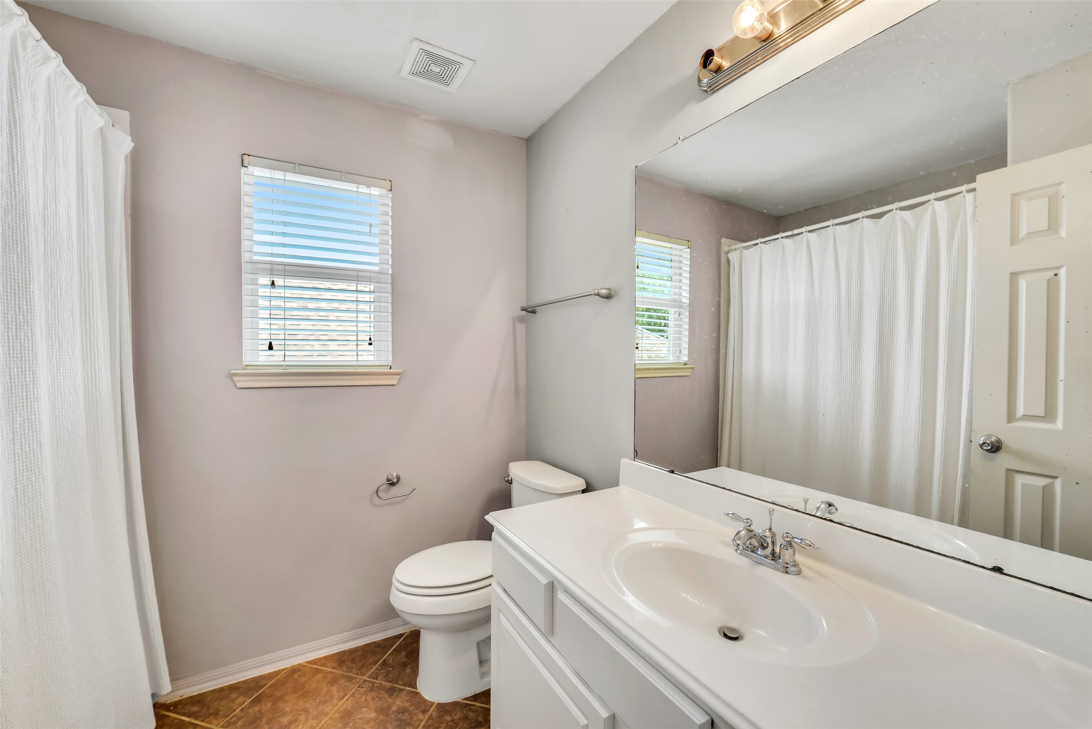 7927 Ascot Garden Property Photo 22