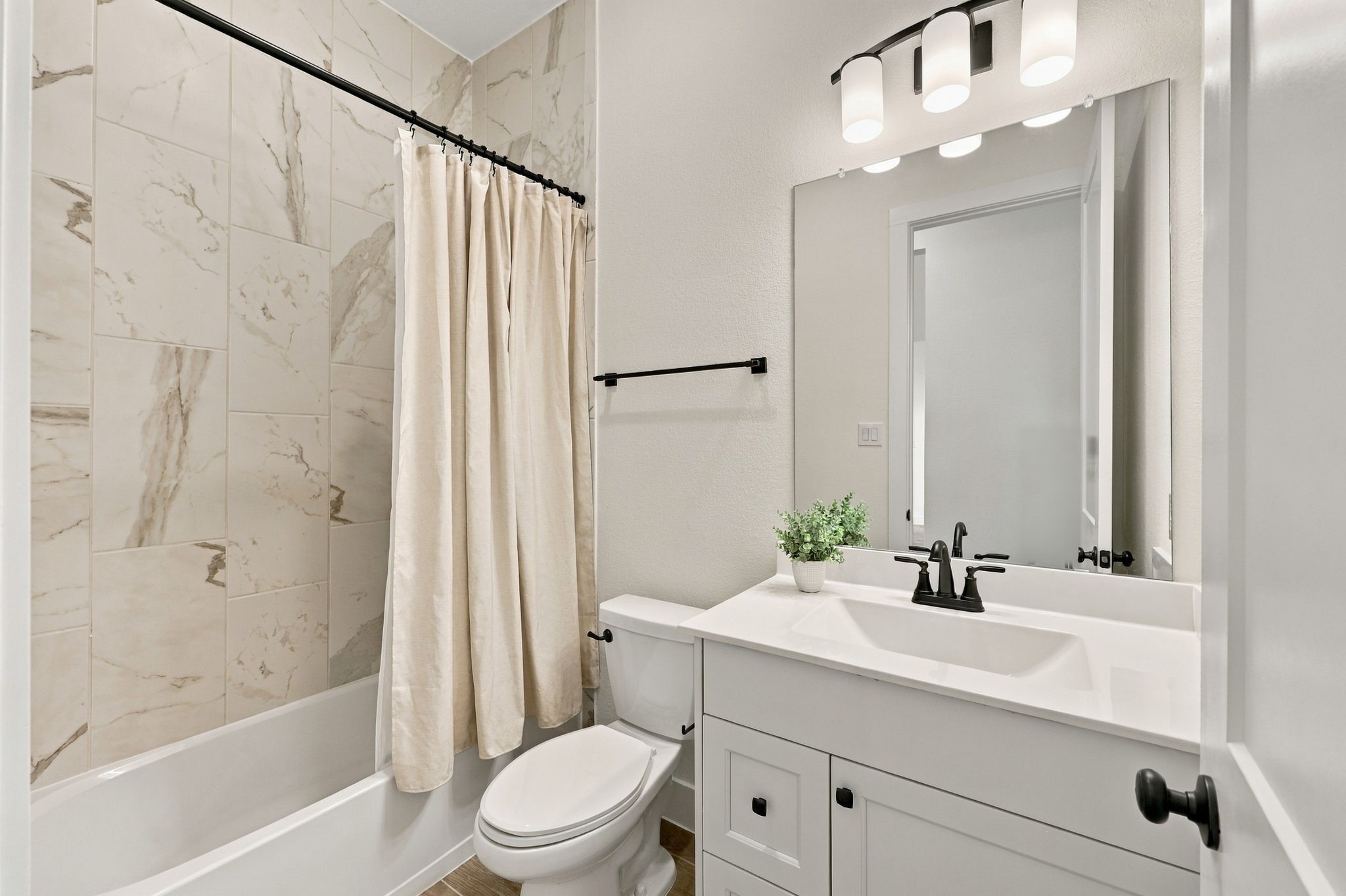32618 Mountain Maple Court Property Photo 32