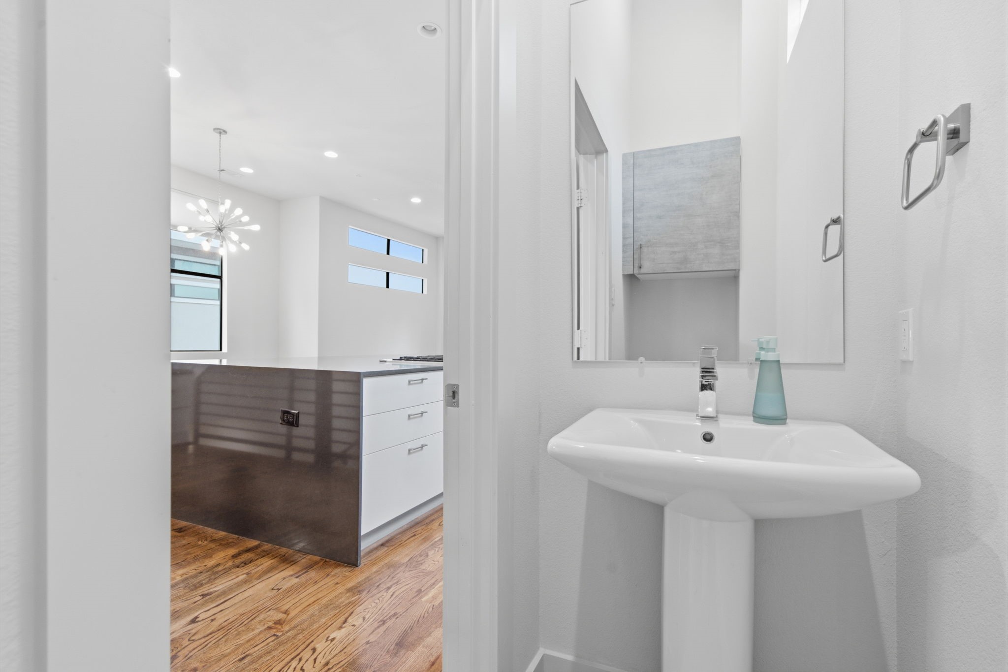 1215 Summer Street C Property Photo 11