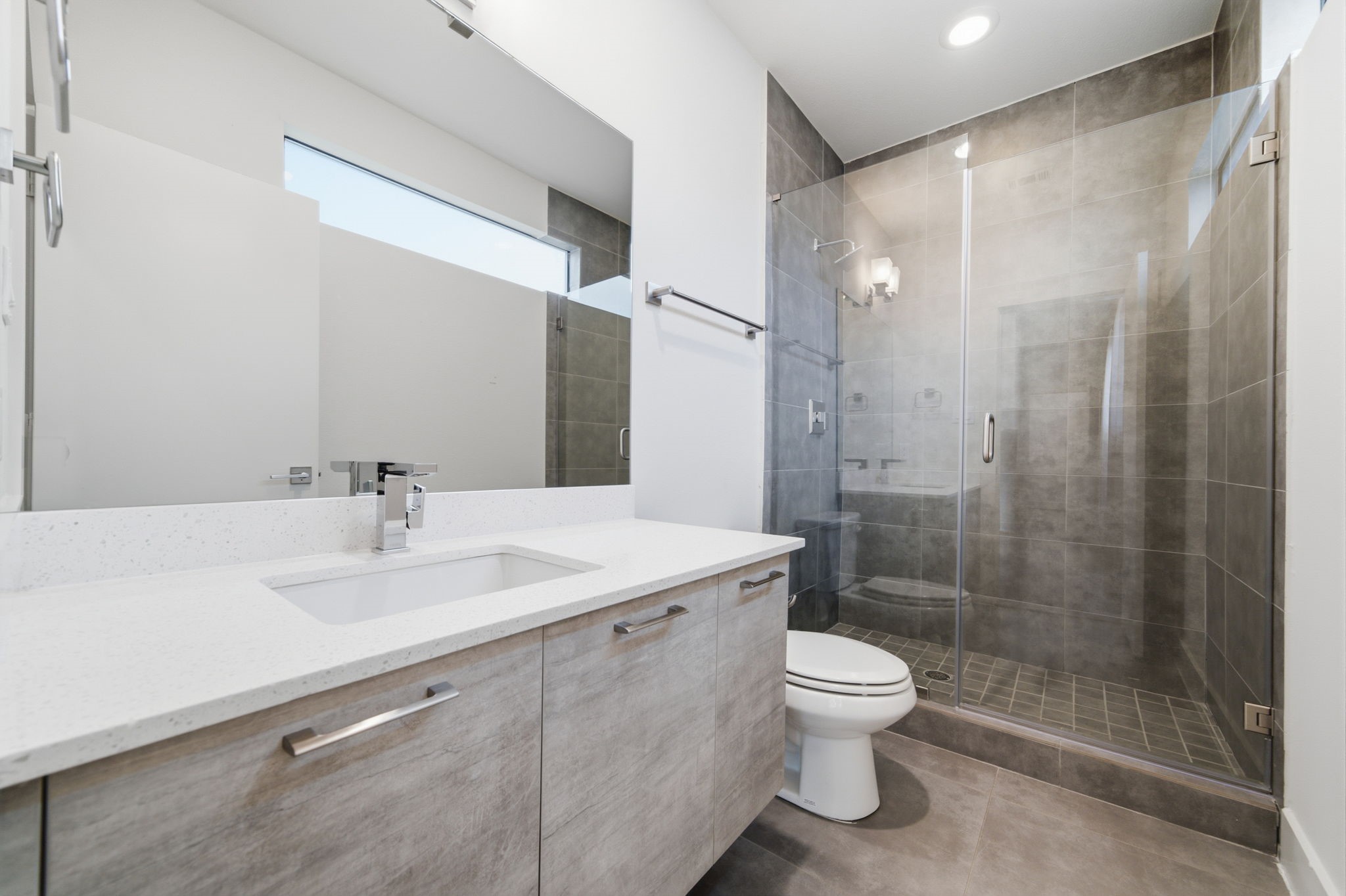 1215 Summer Street C Property Photo 20