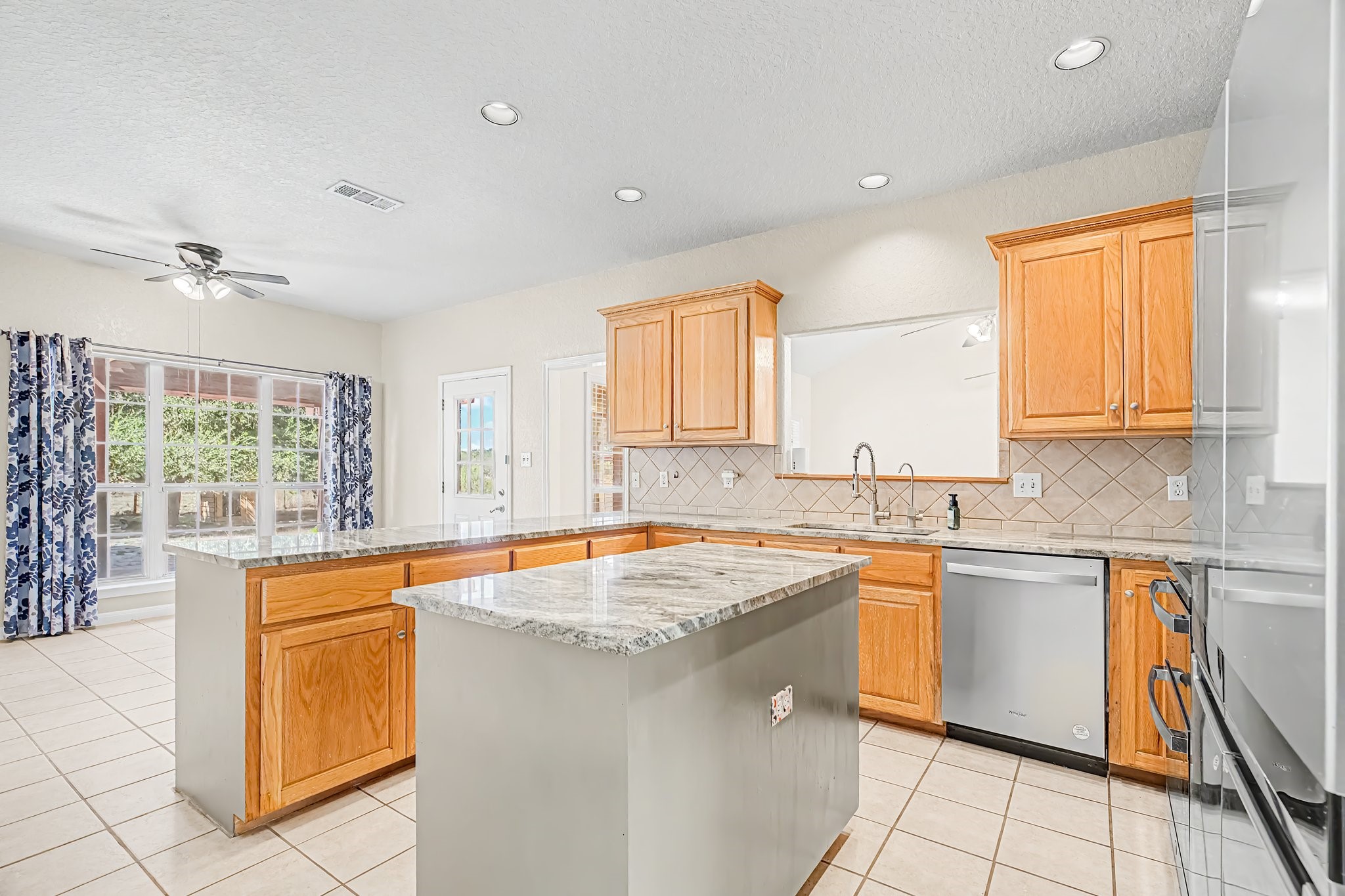 108 Deer Ridge Drive Property Photo 15