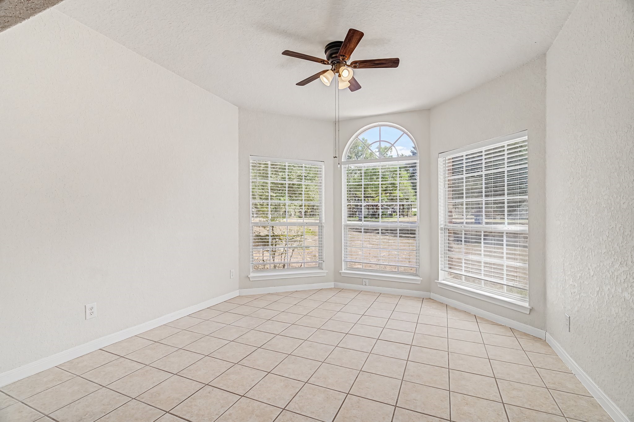 108 Deer Ridge Drive Property Photo 23
