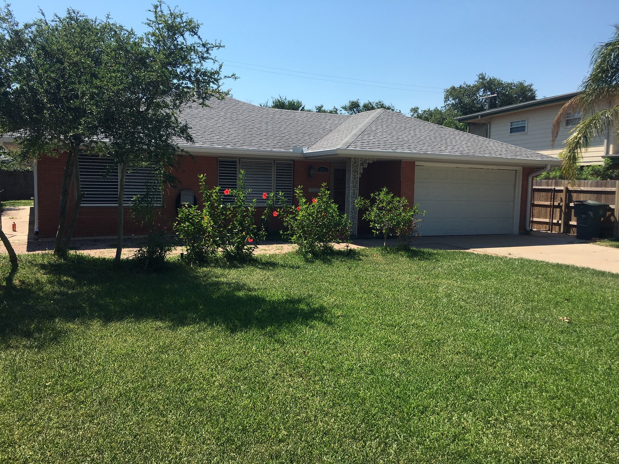 1221 Marine Drive Property Photo 2