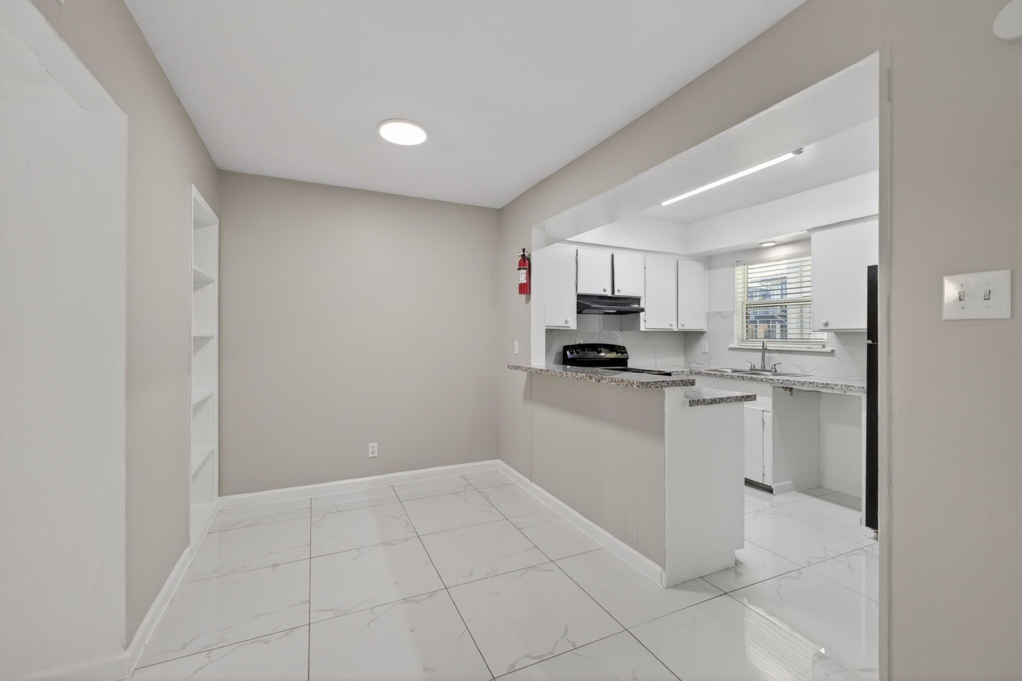 10600 S Post Oak Road 101 Property Photo 11
