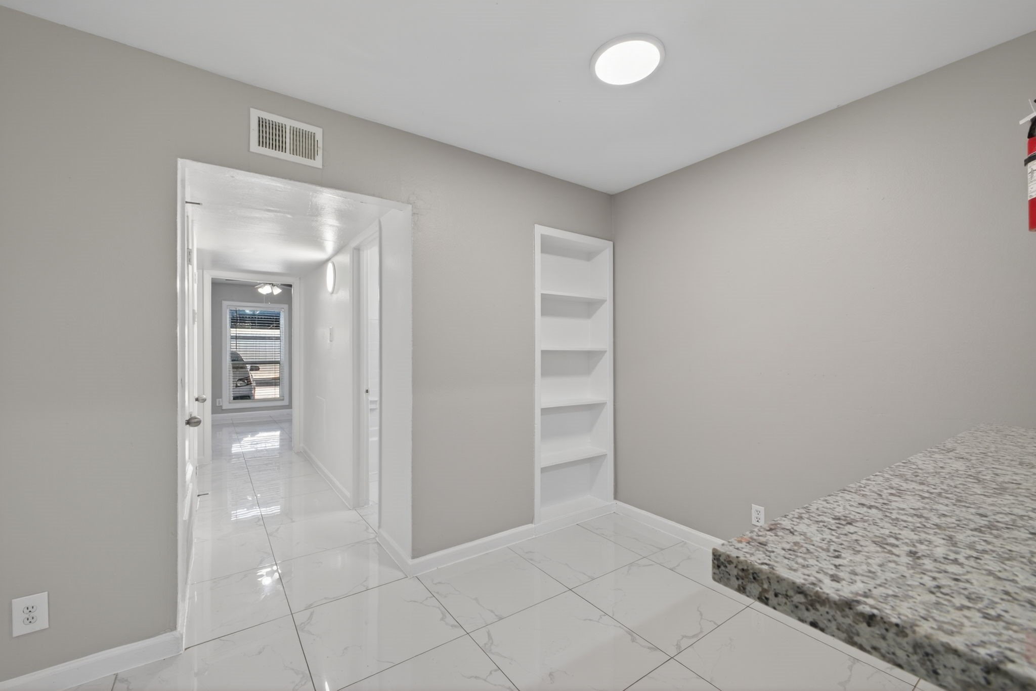 10600 S Post Oak Road 101 Property Photo 12