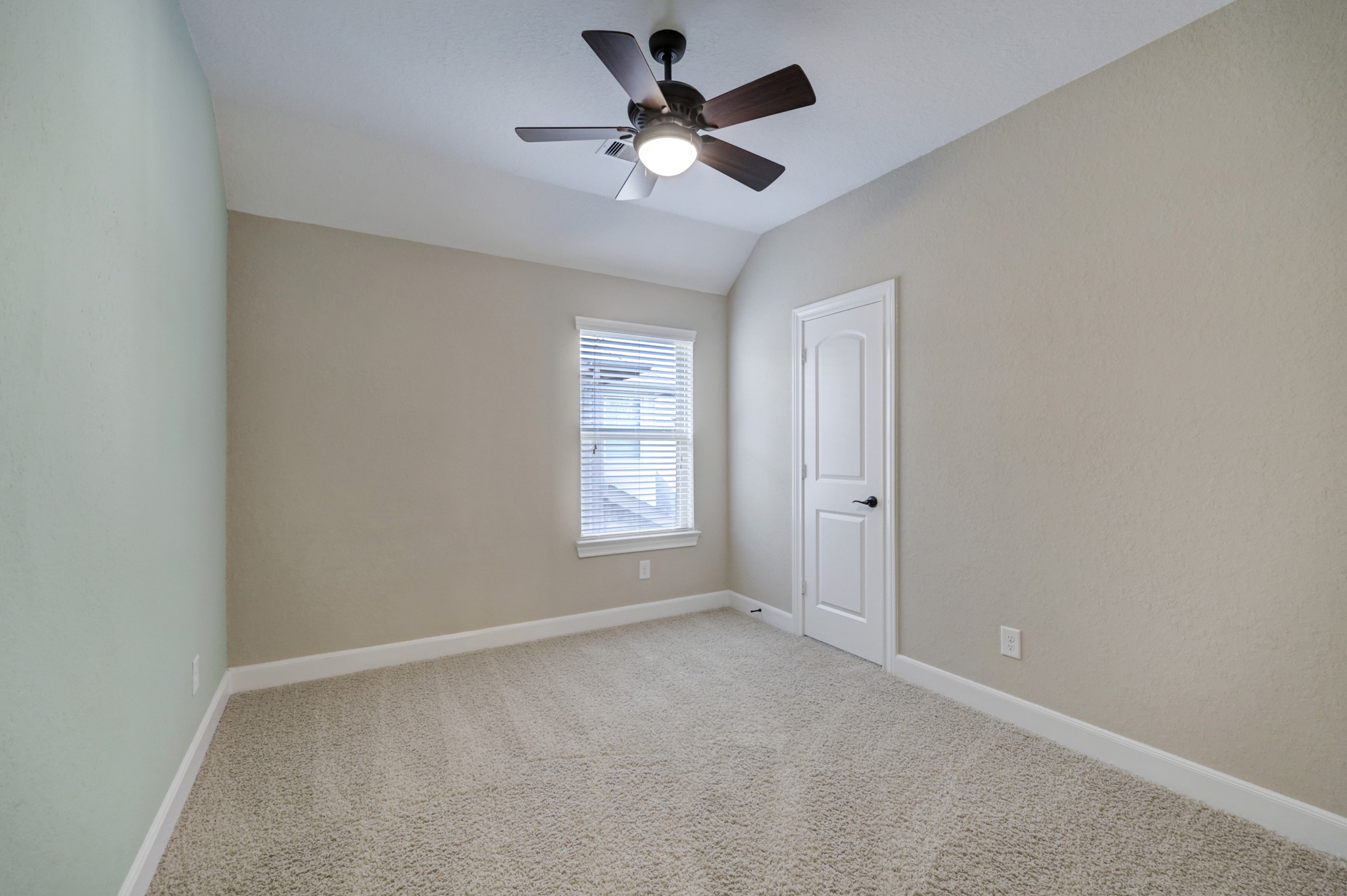 26803 Longleaf Valley Drive Property Photo 27