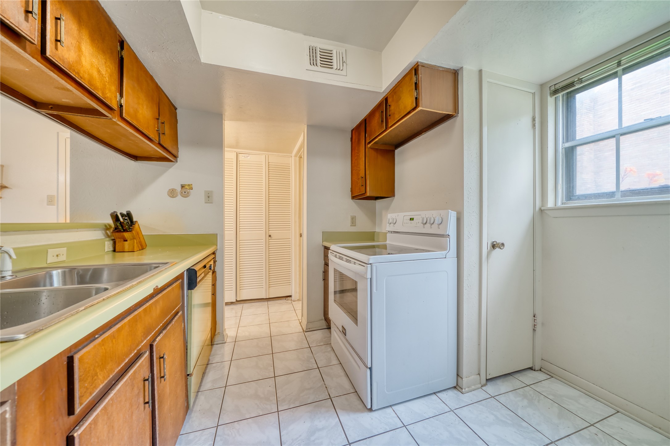 4152 Belle Park Drive 4152 Property Photo 14